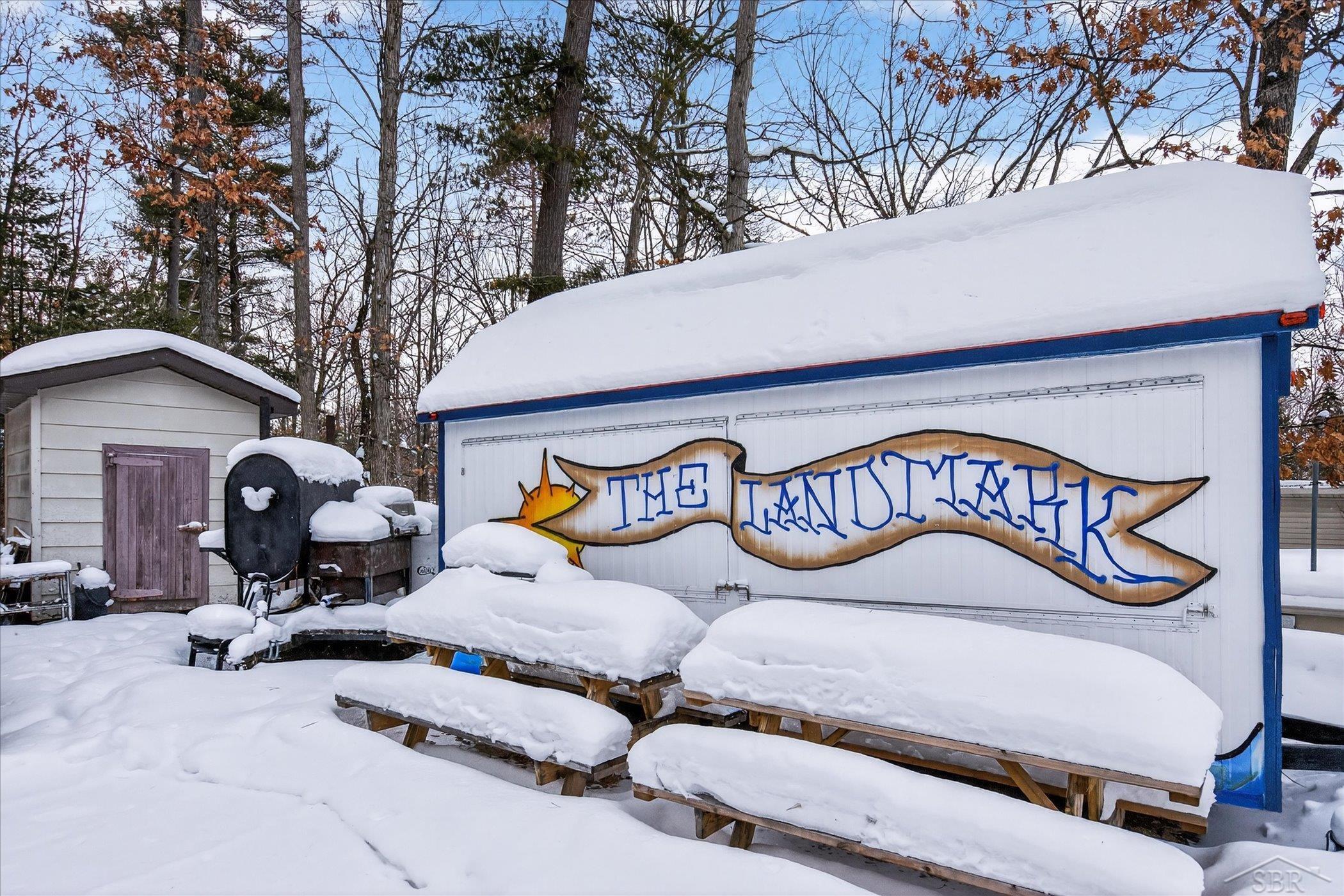 5937 W Higgins Lake Drive, Roscommon, MI, 48653