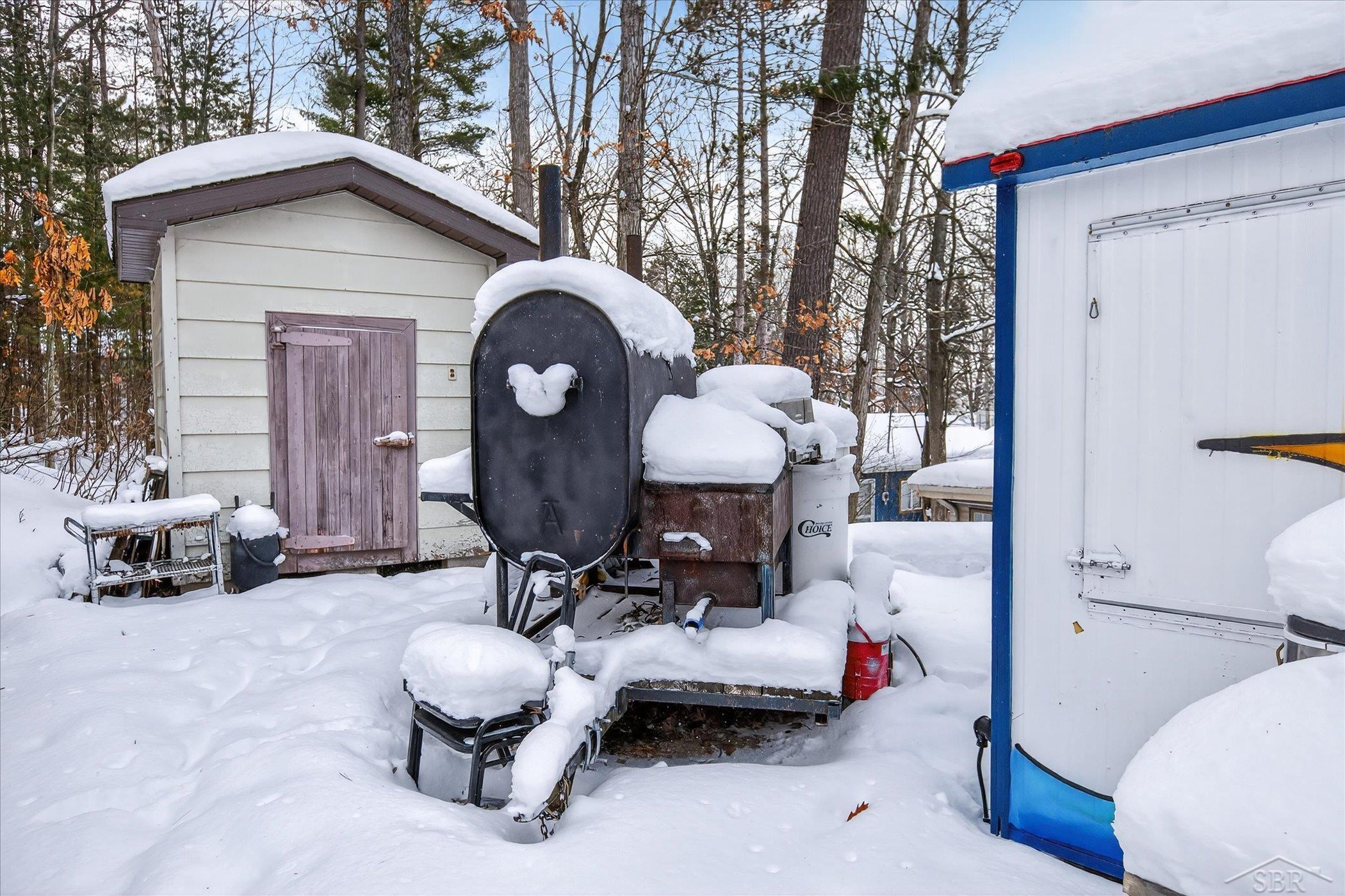 5937 W Higgins Lake Drive, Roscommon, MI, 48653