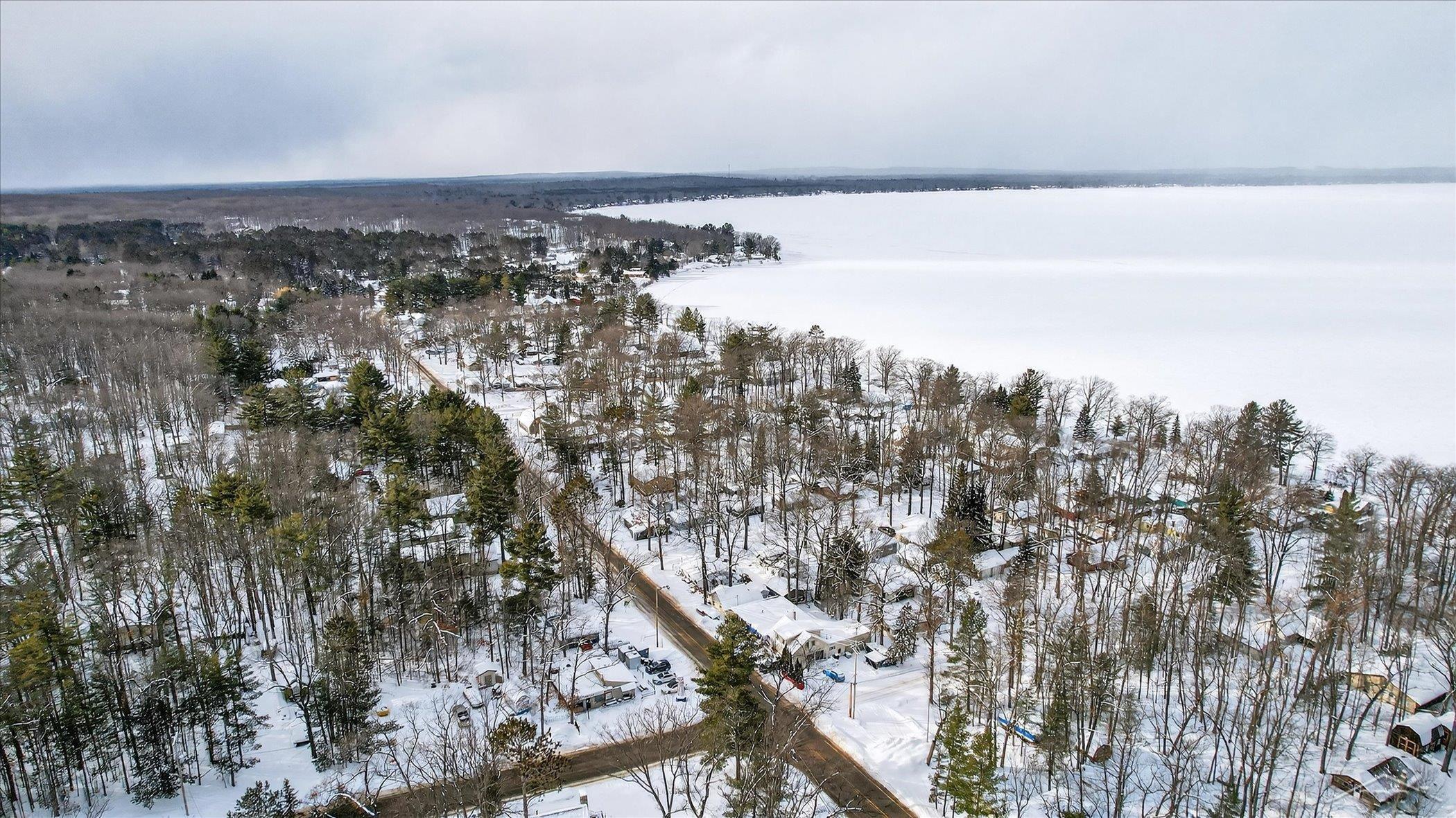 5937 W Higgins Lake Drive, Roscommon, MI, 48653