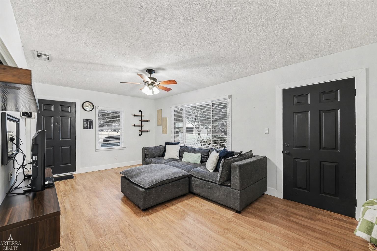 46822 Huling Street, Shelby Twp, MI, 48317