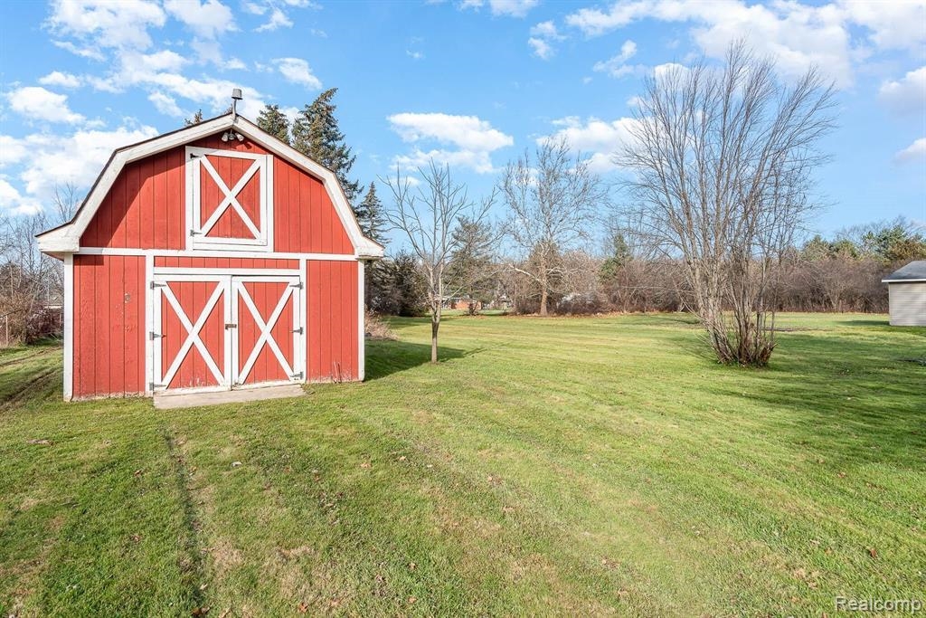 3209 Hospers Street, Grand Blanc, MI, 48439