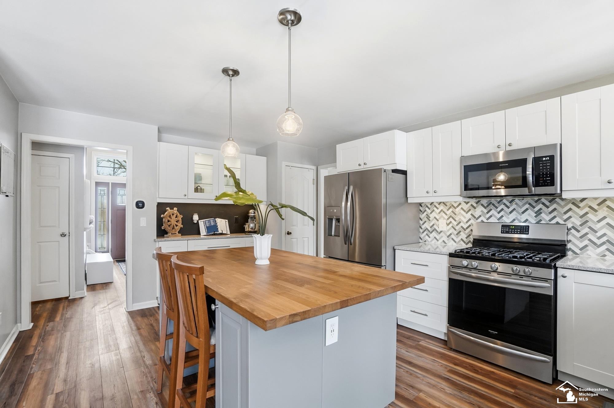 830 Kings Park Road, Monroe, MI, 48161