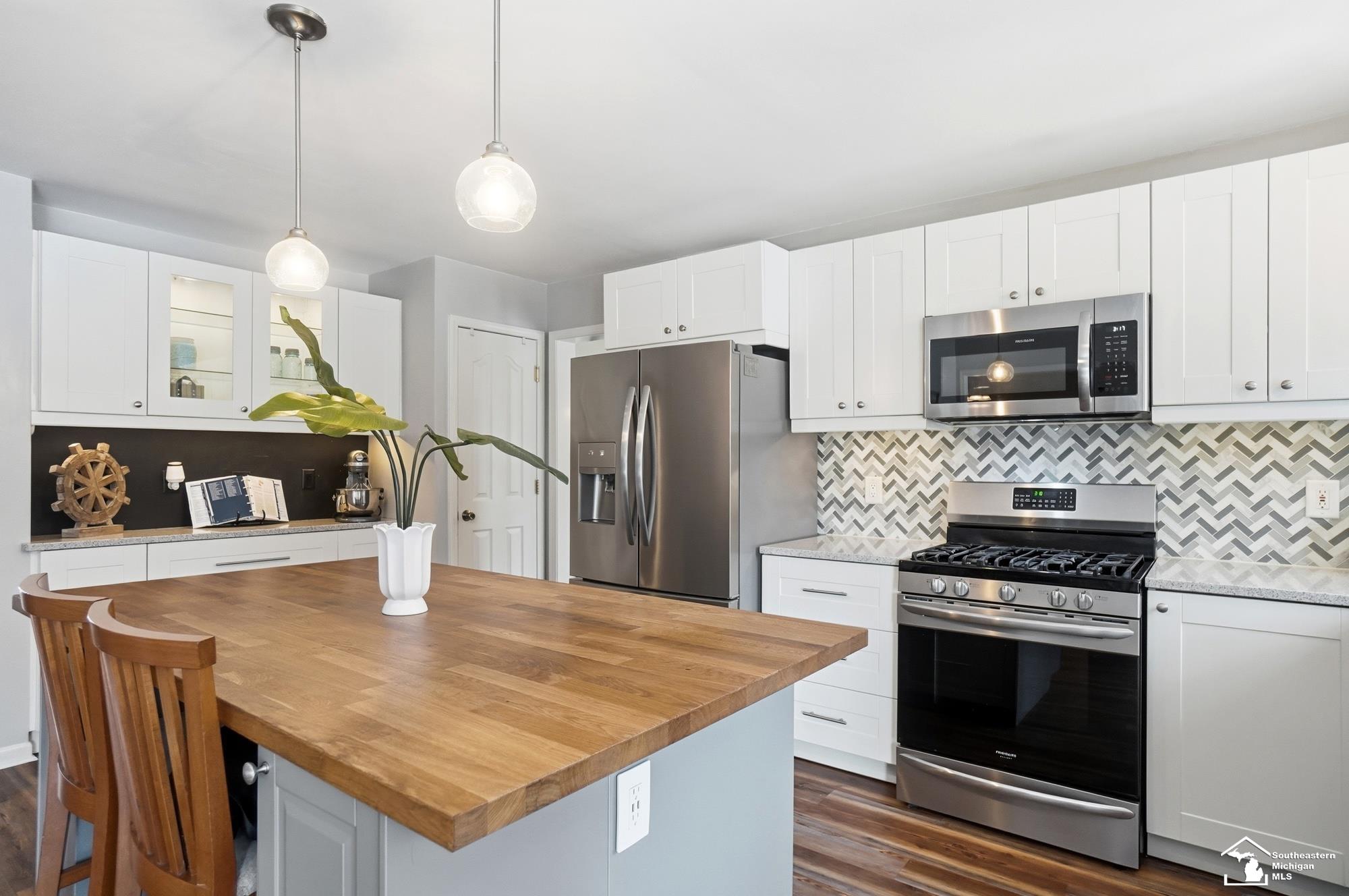 830 Kings Park Road, Monroe, MI, 48161