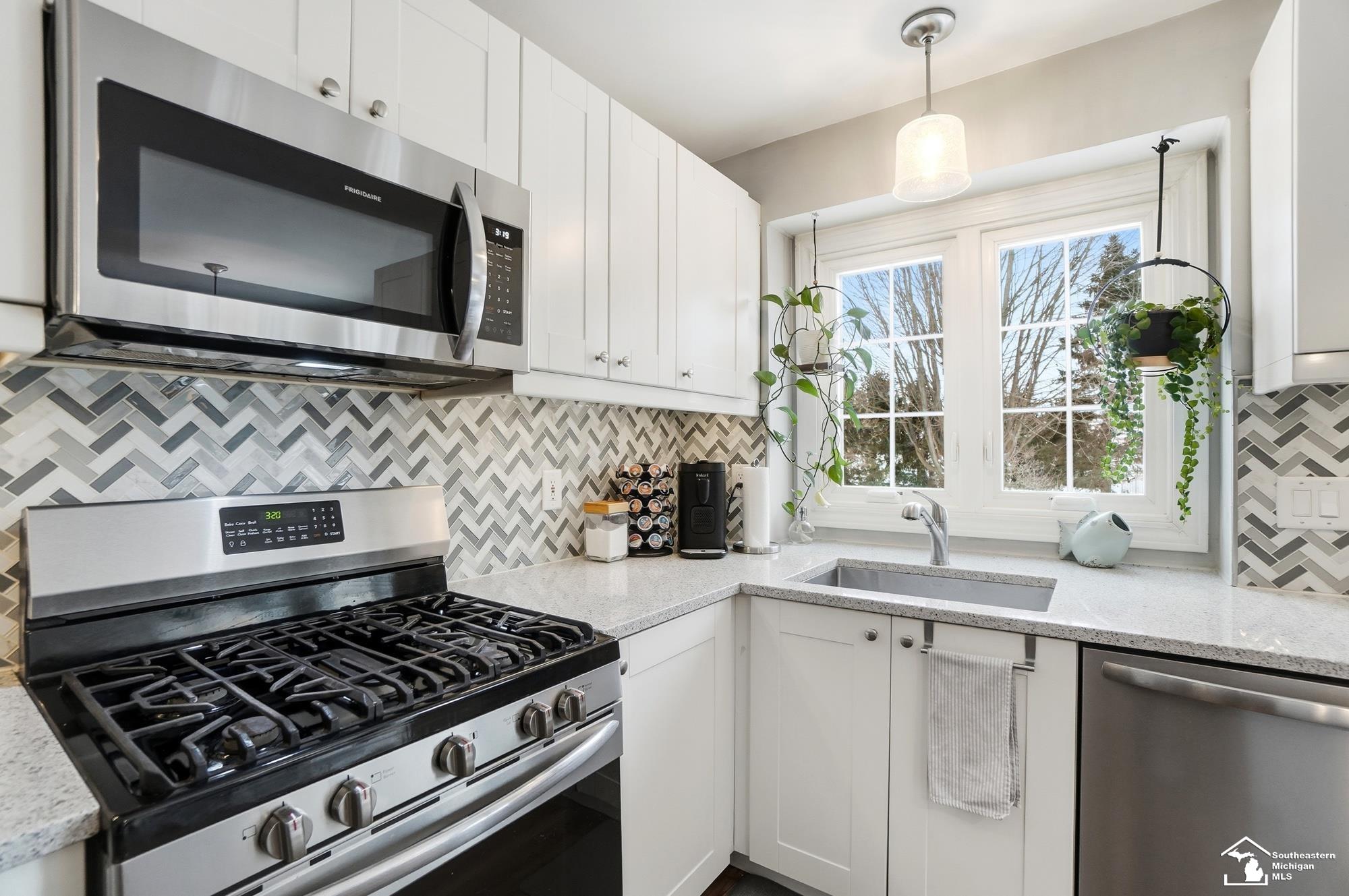 830 Kings Park Road, Monroe, MI, 48161