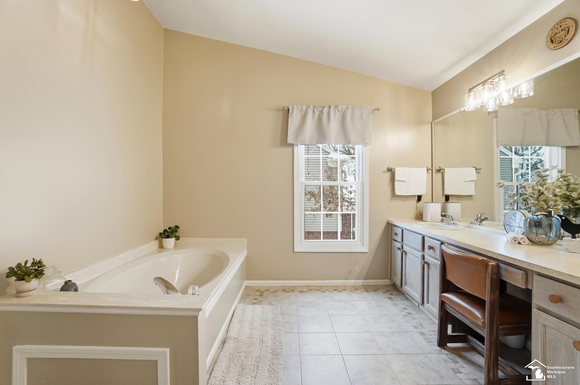 830 Kings Park Road, Monroe, MI, 48161