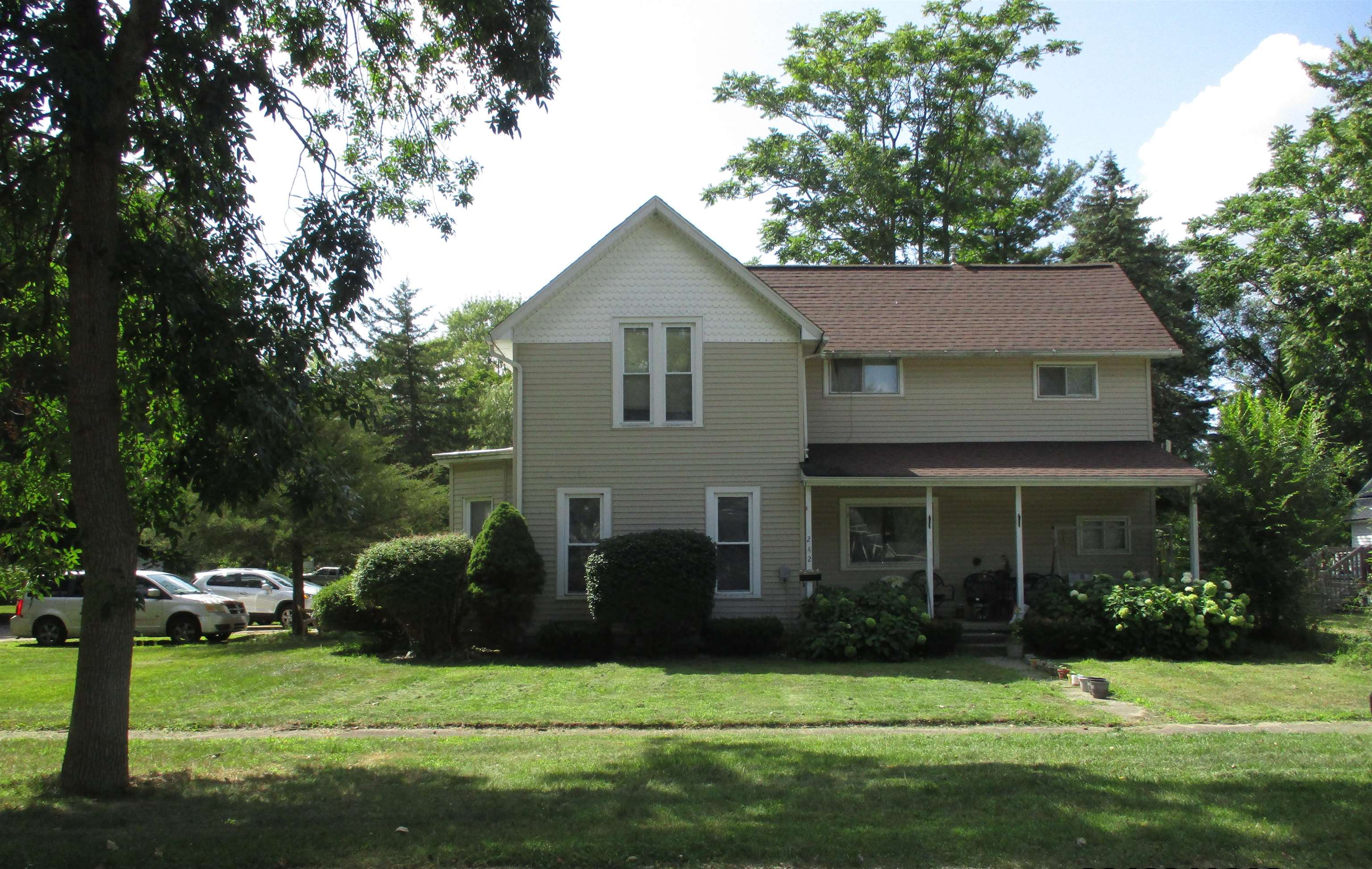 242 S East Street