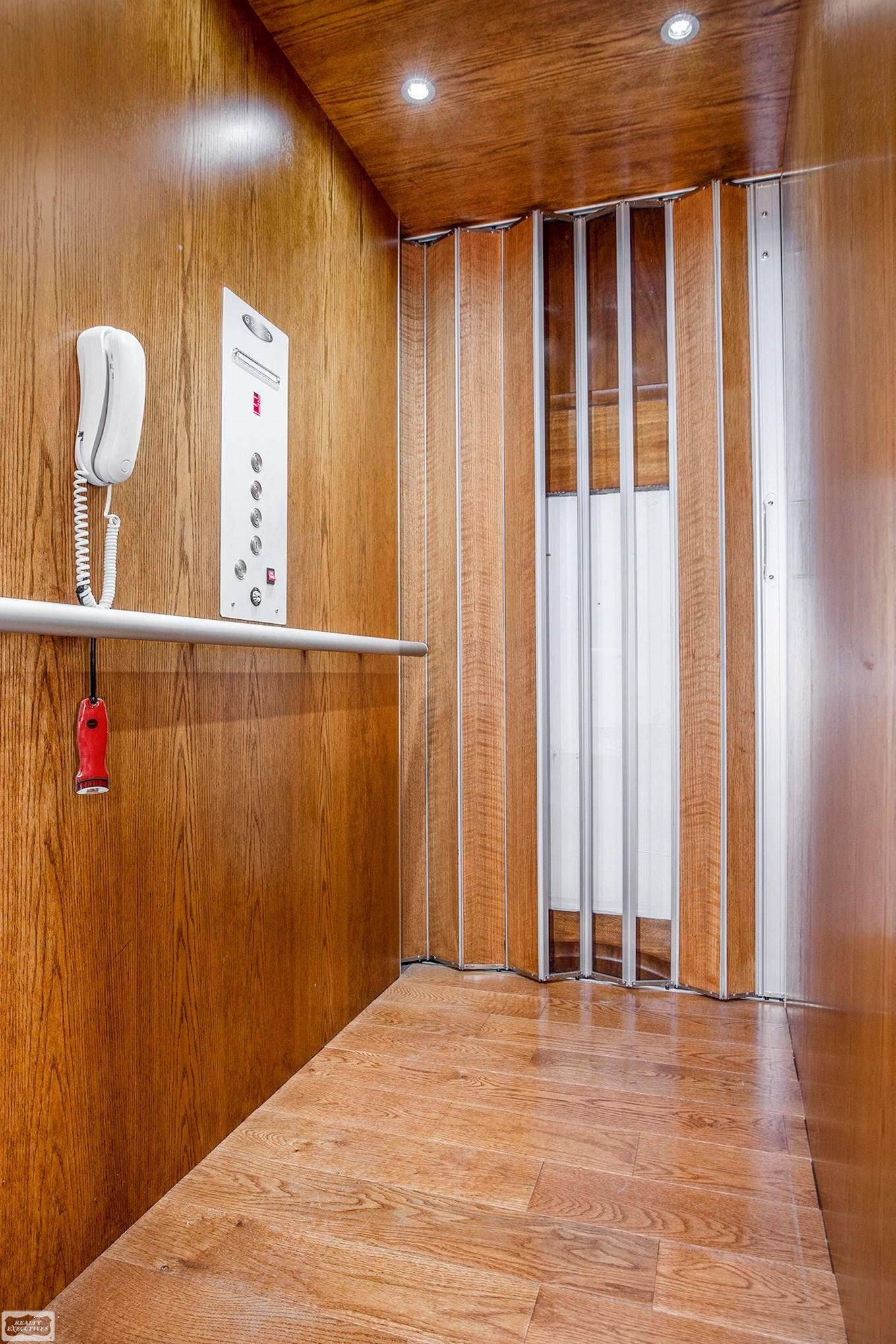 185 S Main Street, Romeo, MI, 48065