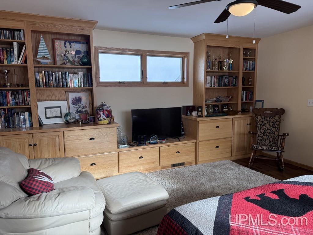 E4650 M28 Highway, Au Train, MI, 49806