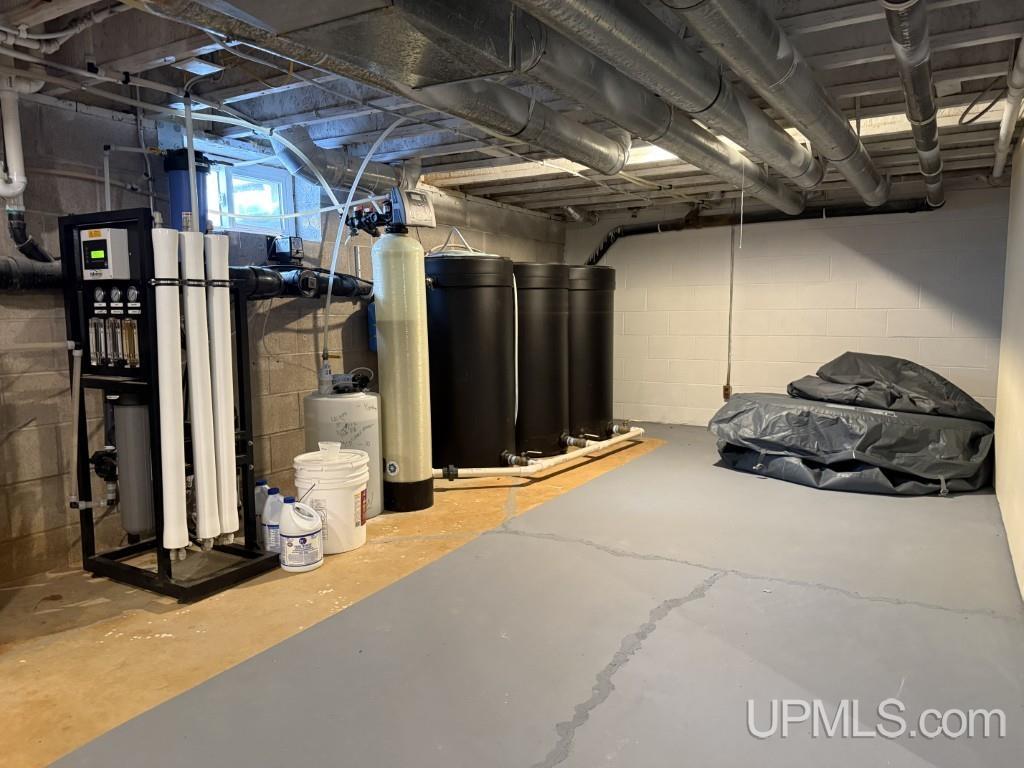 E4650 M28 Highway, Au Train, MI, 49806