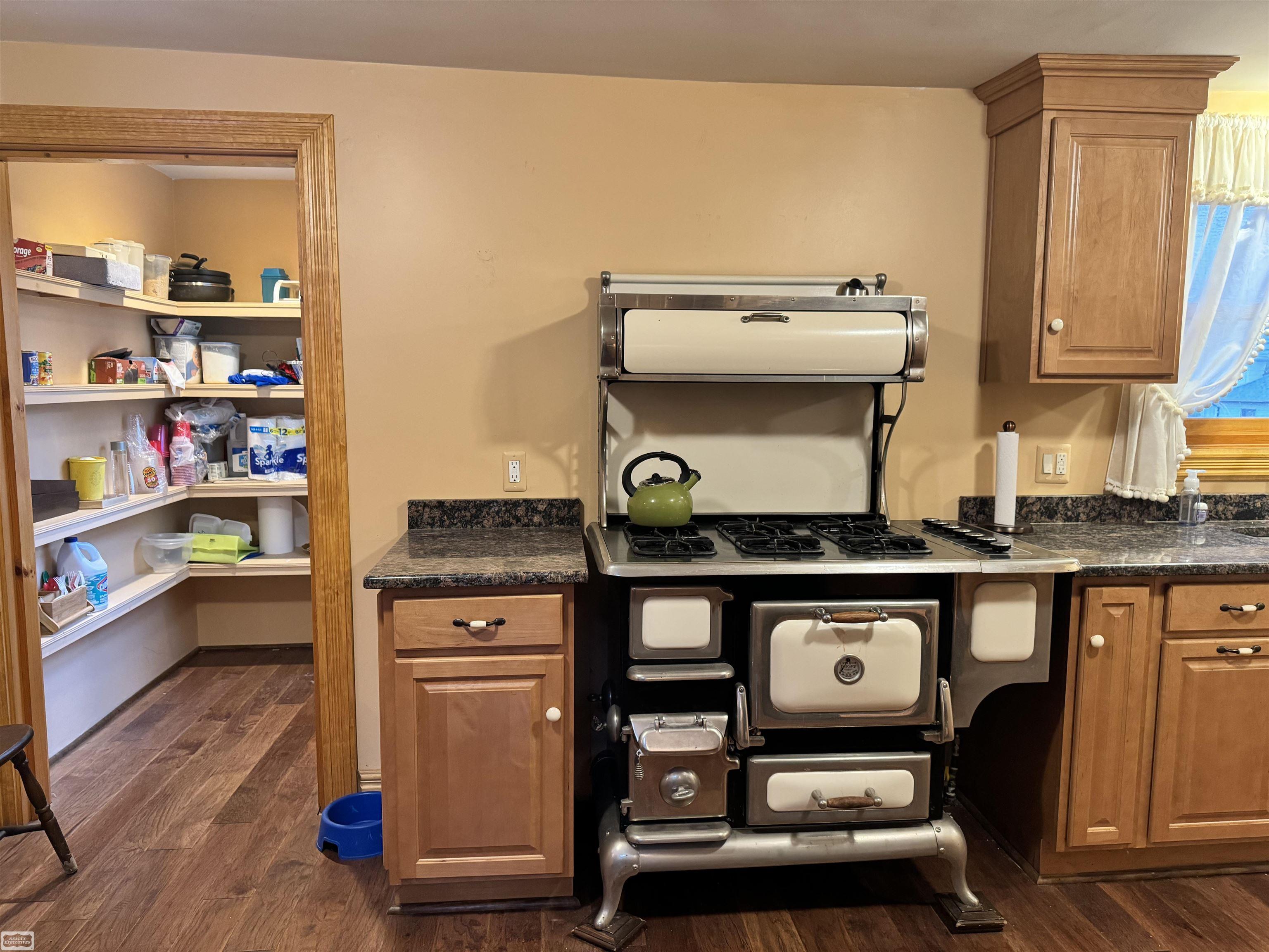 185 S Main Street, Romeo, MI, 48065