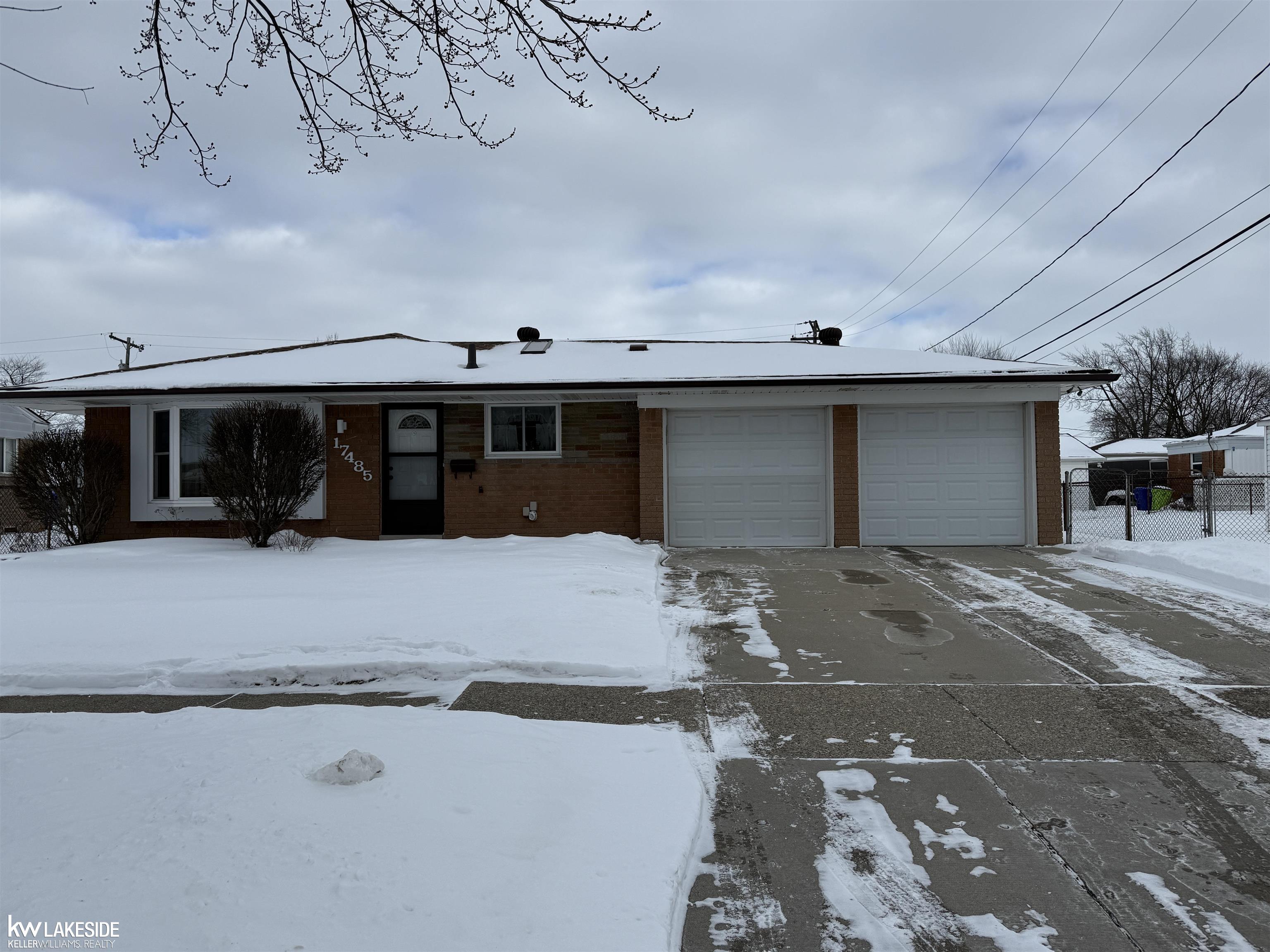 Homes for sale in Fraser, MI | 17485 Hans Dr, Fraser, MI 48026 | MLS# 50198540