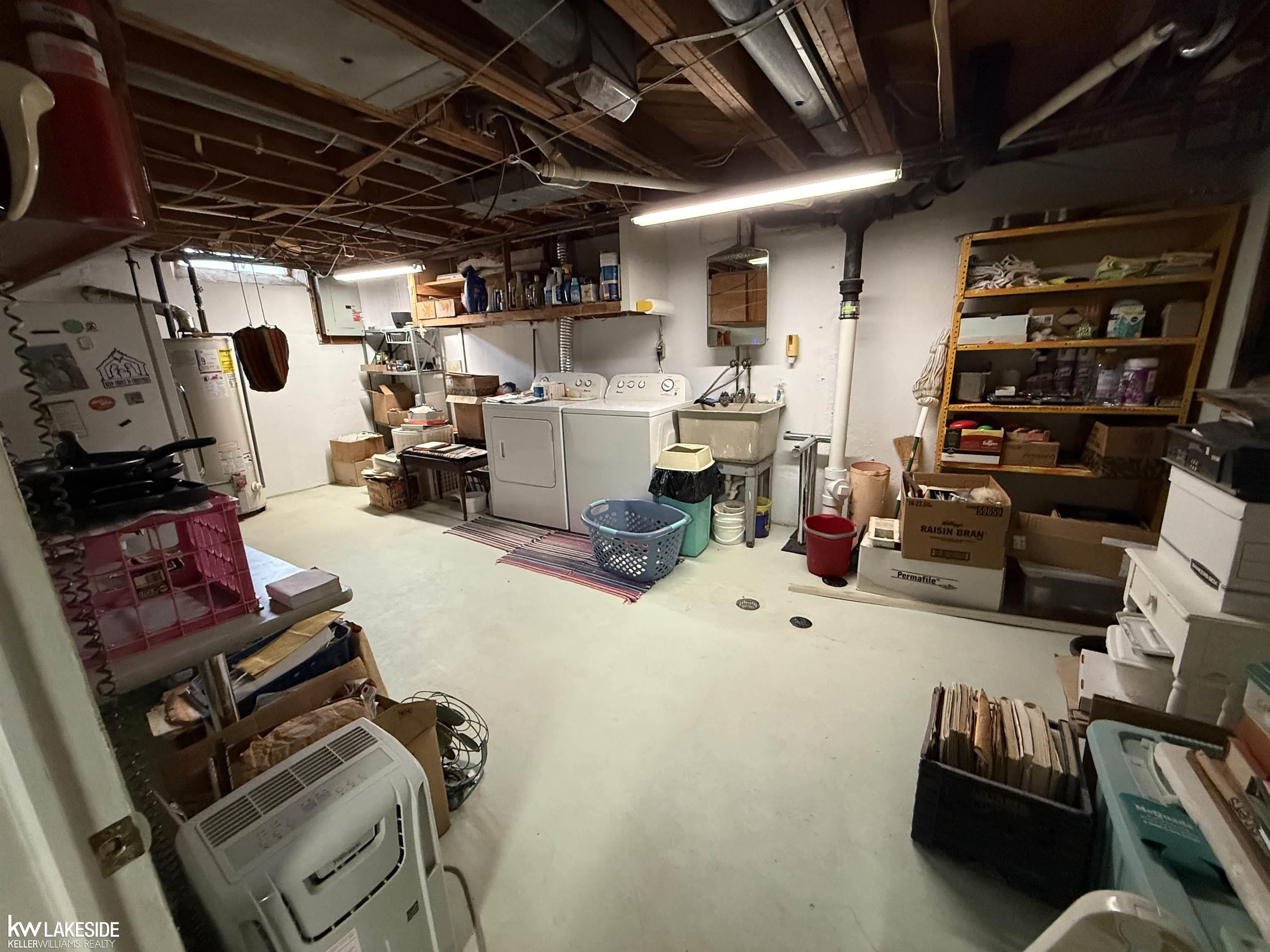 Homes for sale in Fraser, MI | 17485 Hans Dr, Fraser, MI 48026 | MLS# 50198540