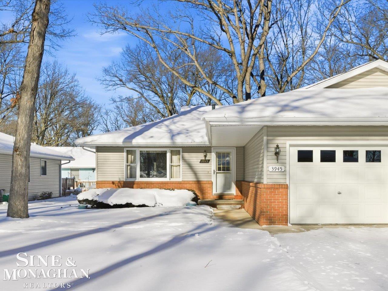 Homes for sale in Port Huron City St Clair, MI | 3945 Butternut Ct, Port Huron City St Clair, MI 48060 | MLS# 58050198562