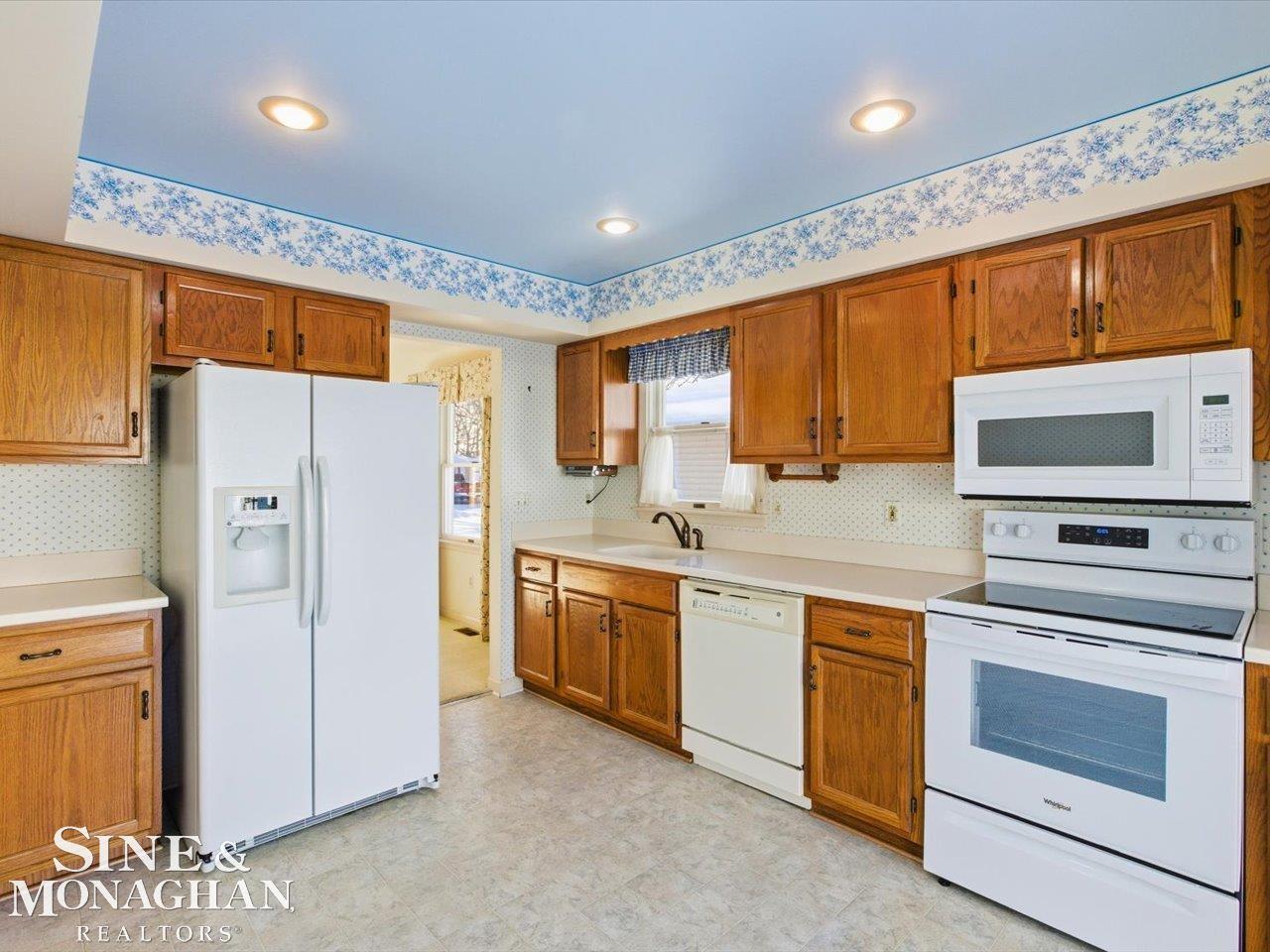 Port Huron, MI, 48060