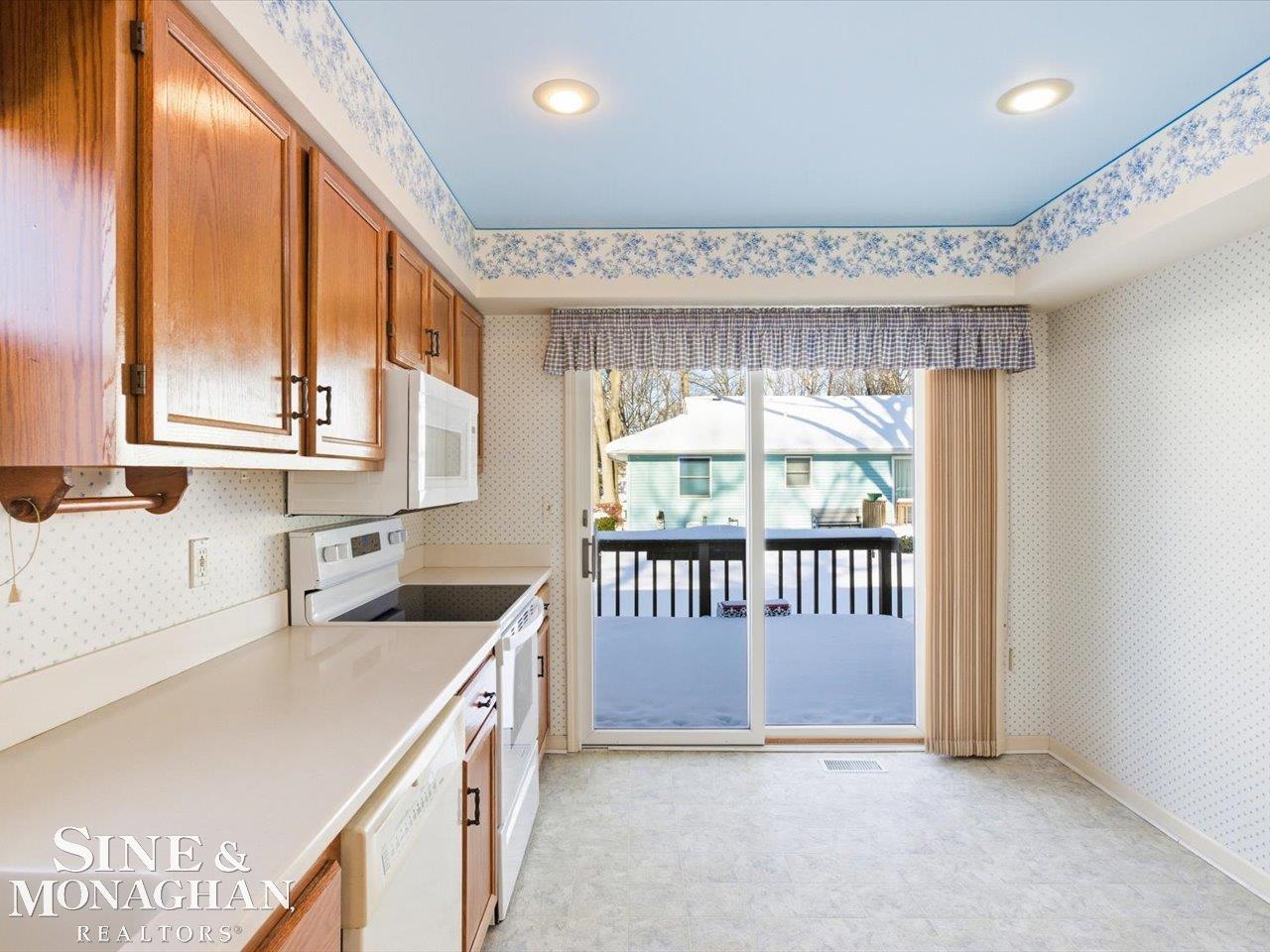 Port Huron, MI, 48060