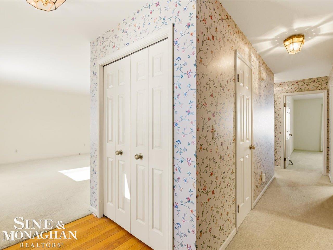 Port Huron, MI, 48060