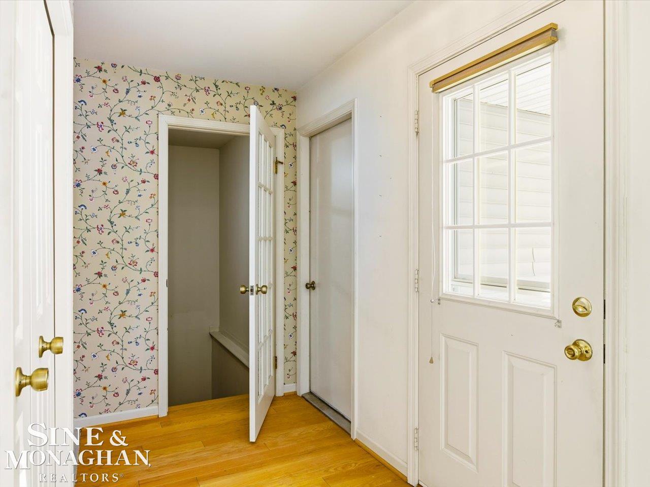 Port Huron, MI, 48060