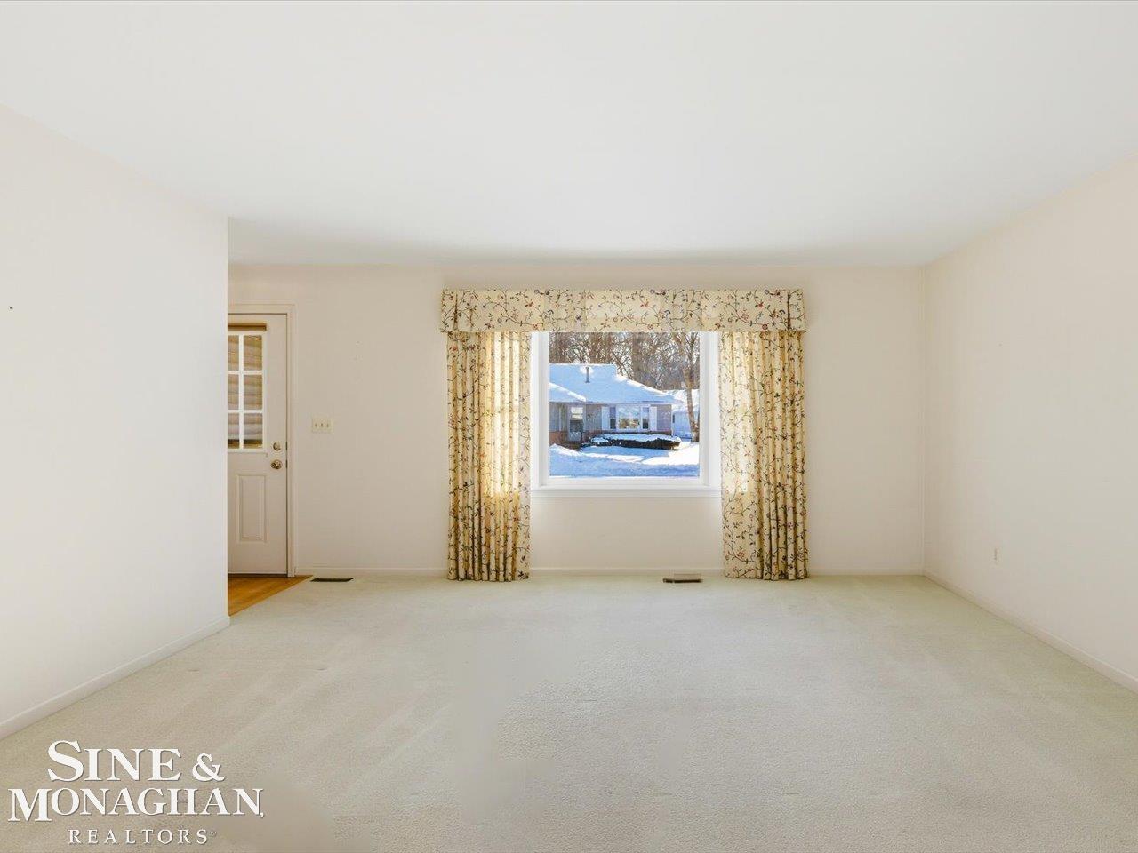 Homes for sale in Port Huron City St Clair, MI | 3945 Butternut Ct, Port Huron City St Clair, MI 48060 | MLS# 58050198562