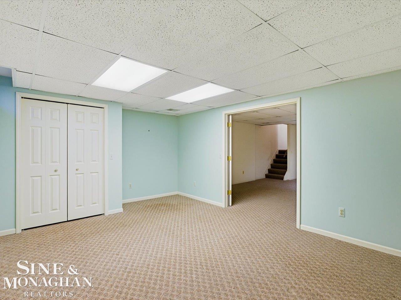 Port Huron, MI, 48060