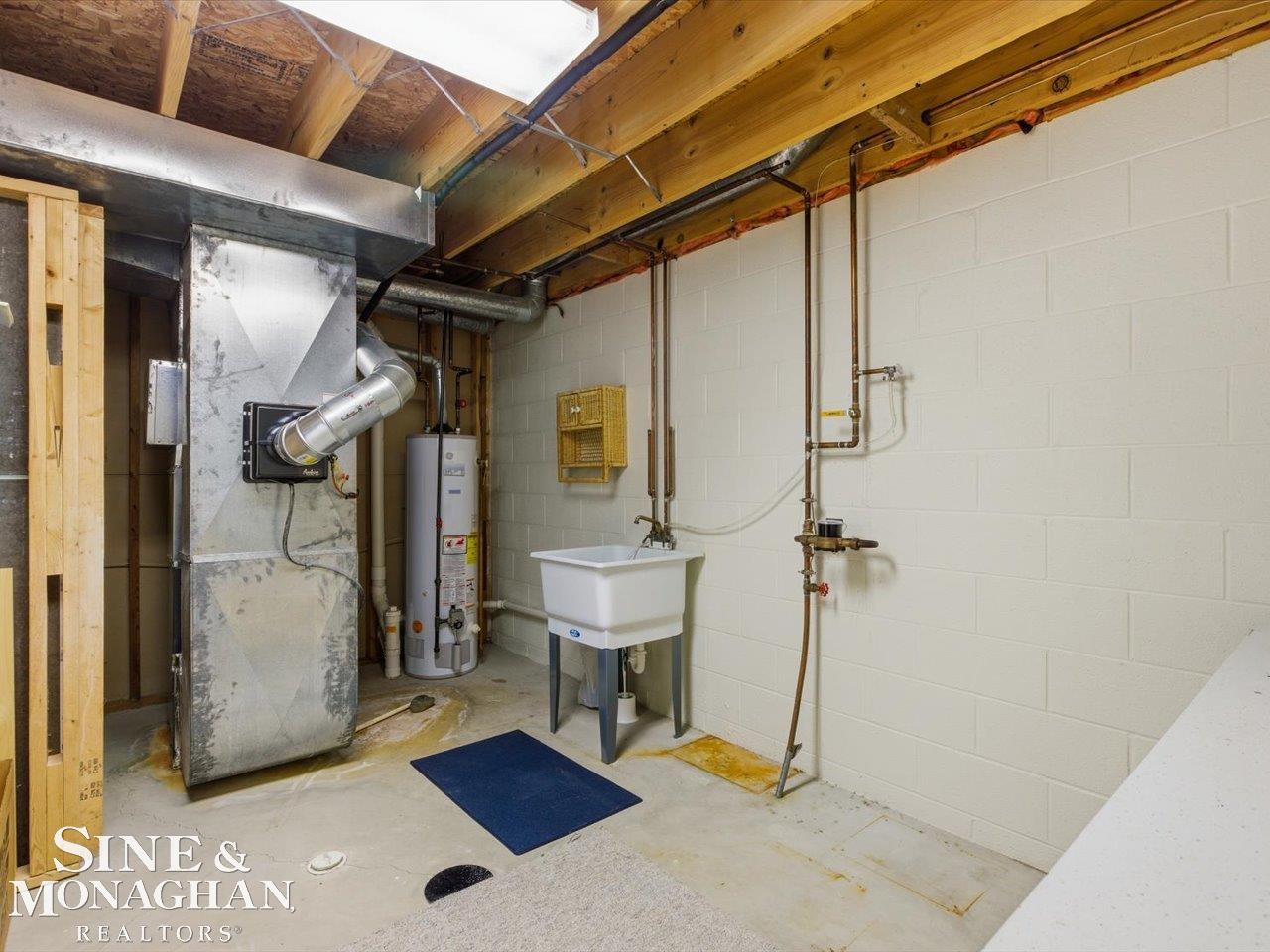 Port Huron, MI, 48060