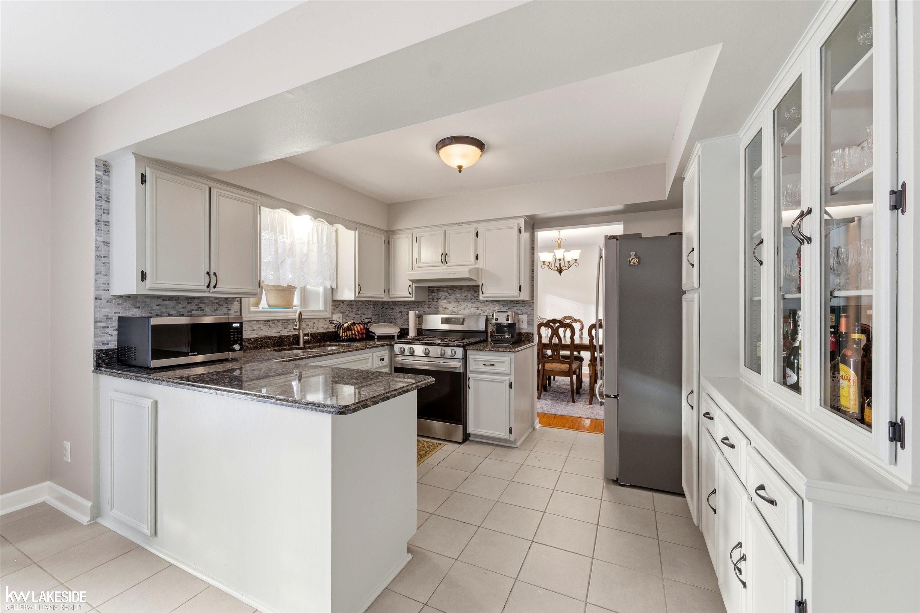 Sterling Heights, MI, 48413