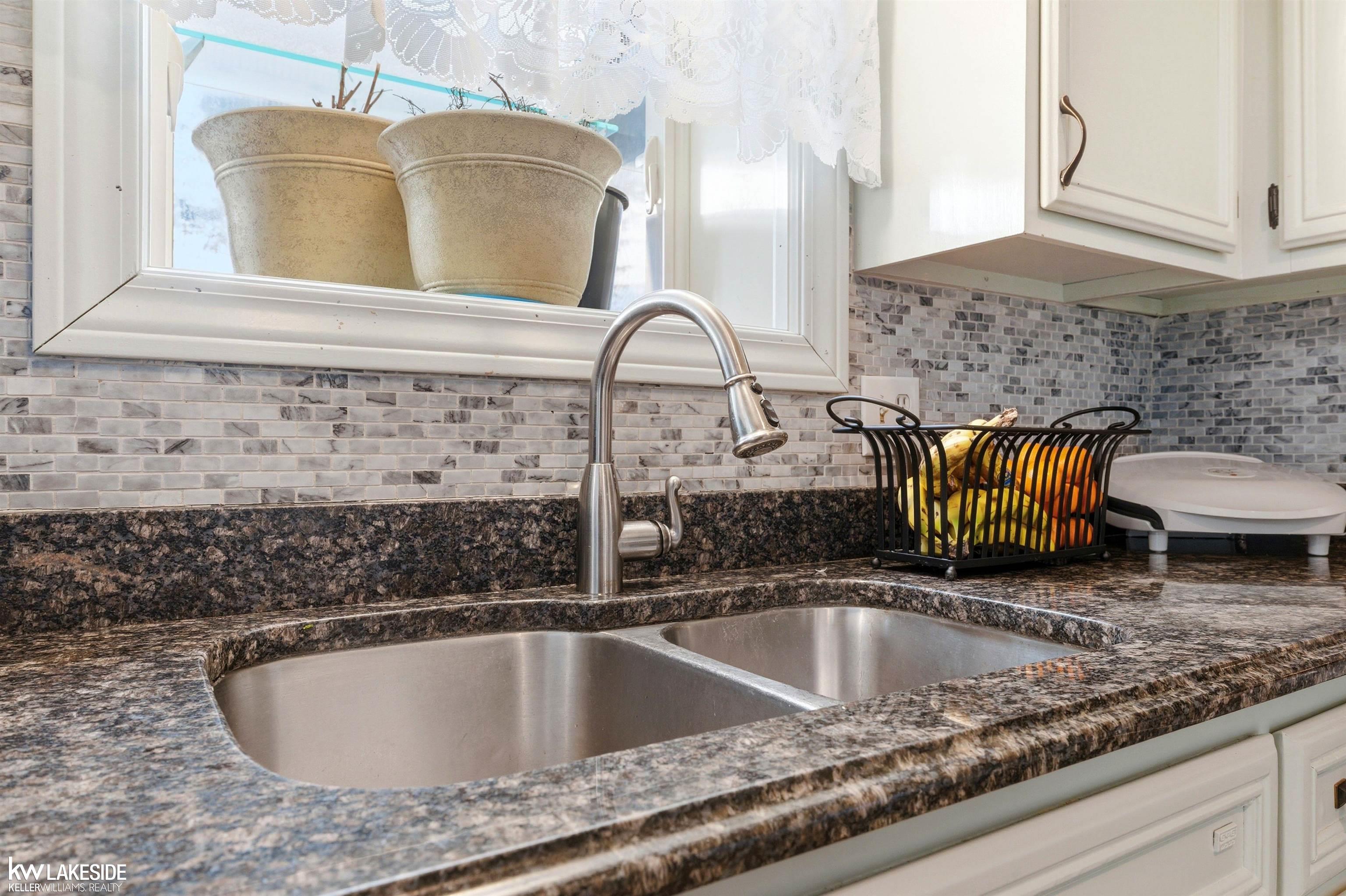 Sterling Heights, MI, 48413