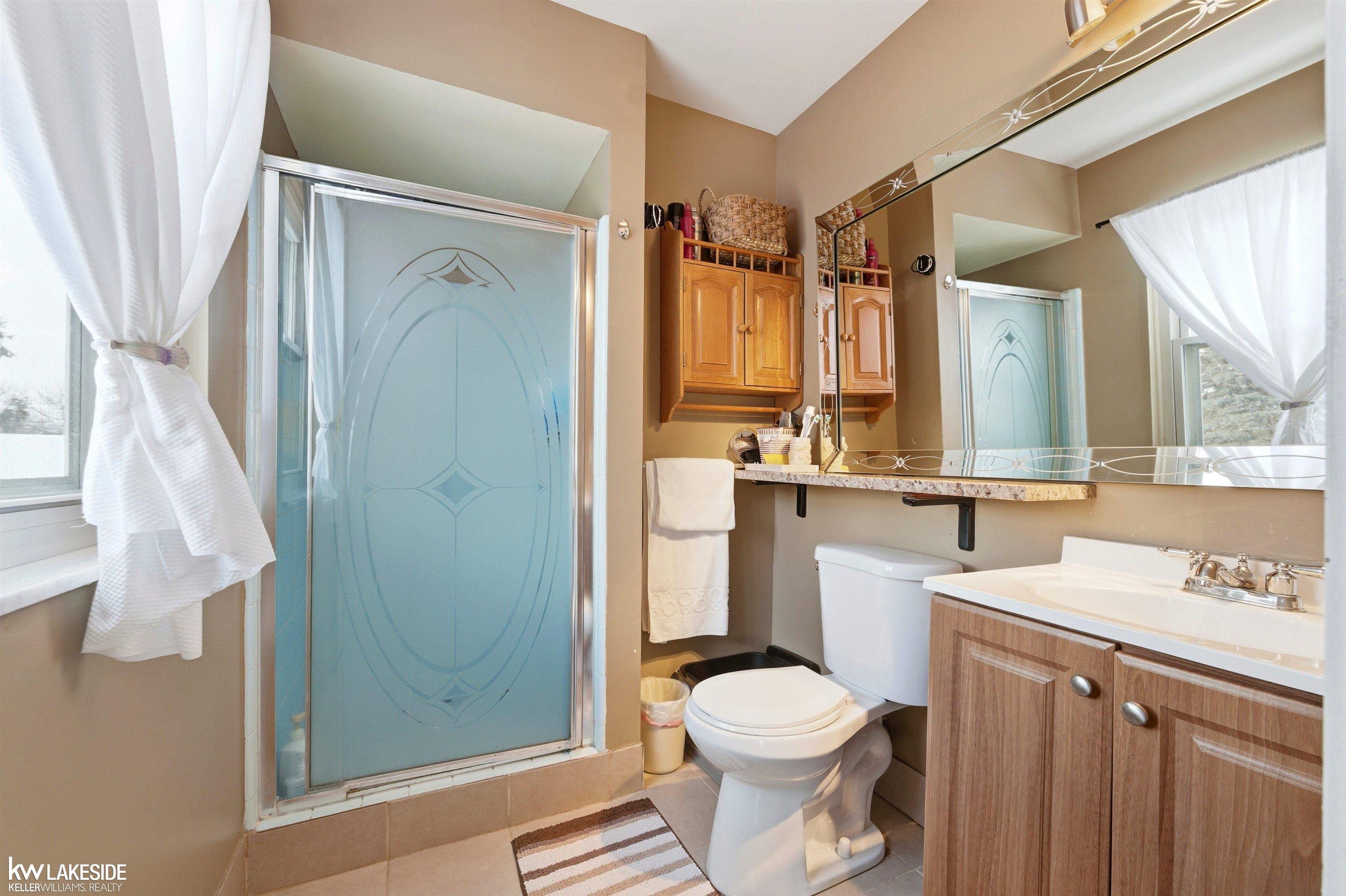 Sterling Heights, MI, 48413