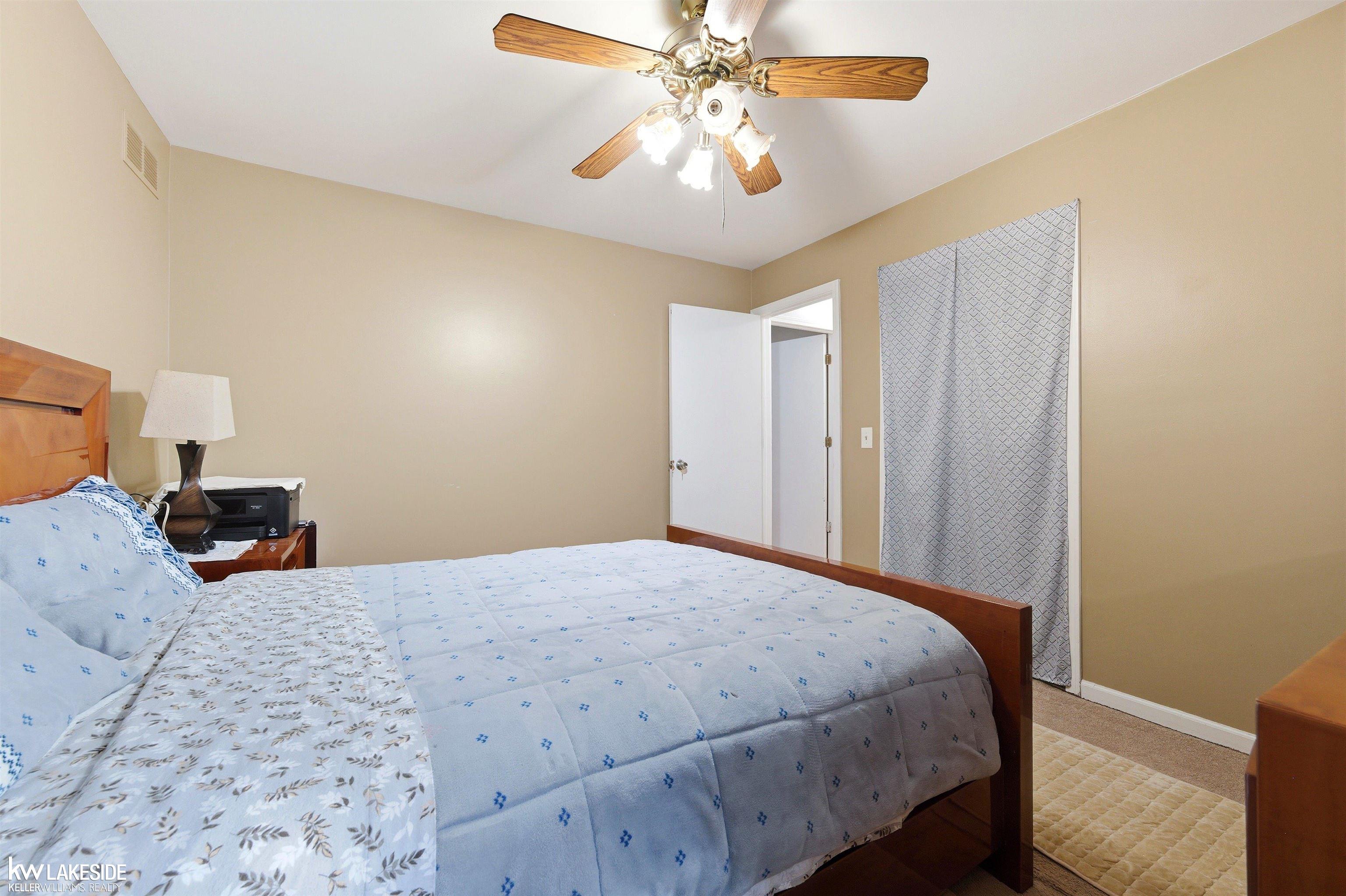 Sterling Heights, MI, 48413