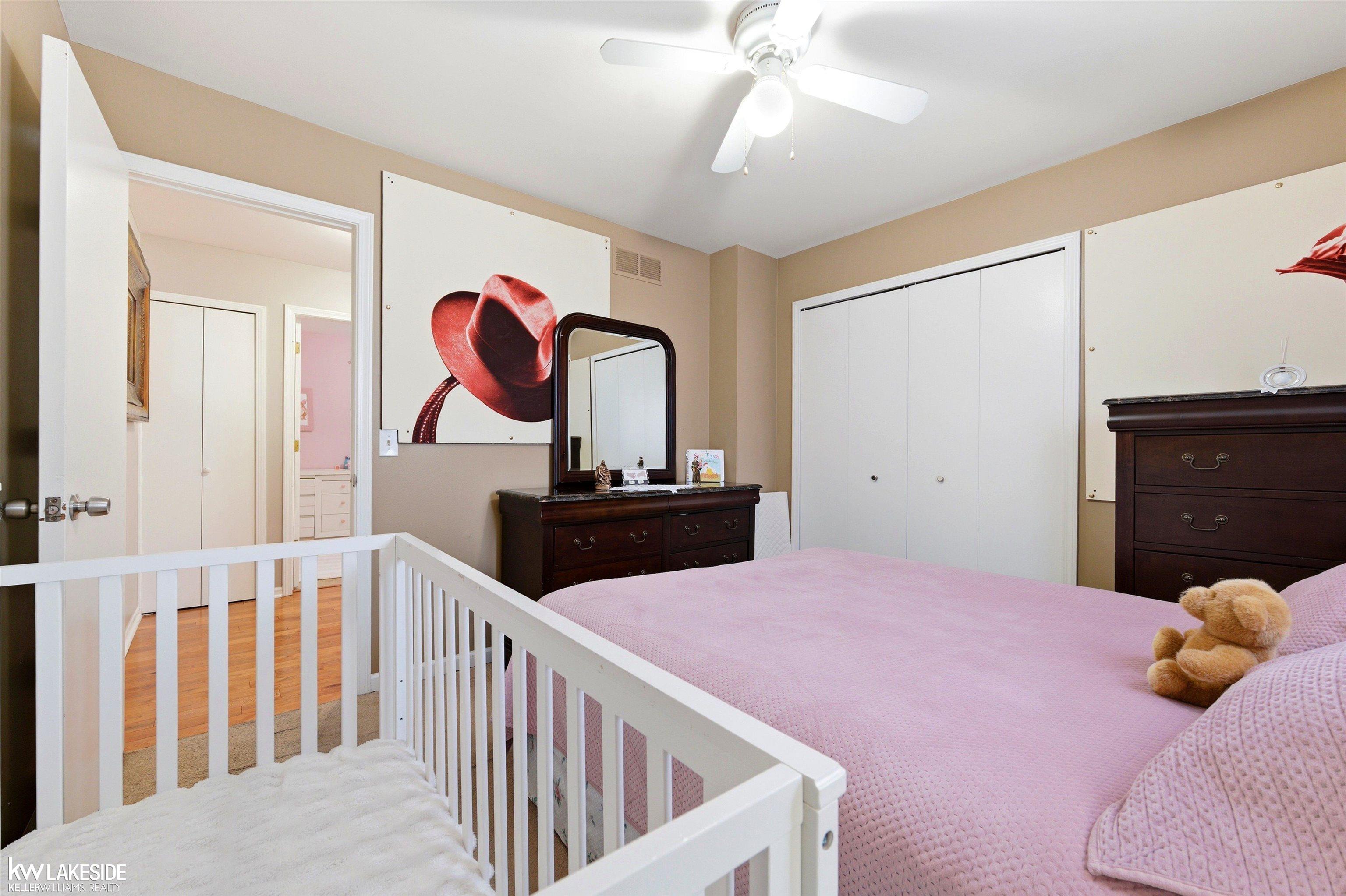 Sterling Heights, MI, 48413