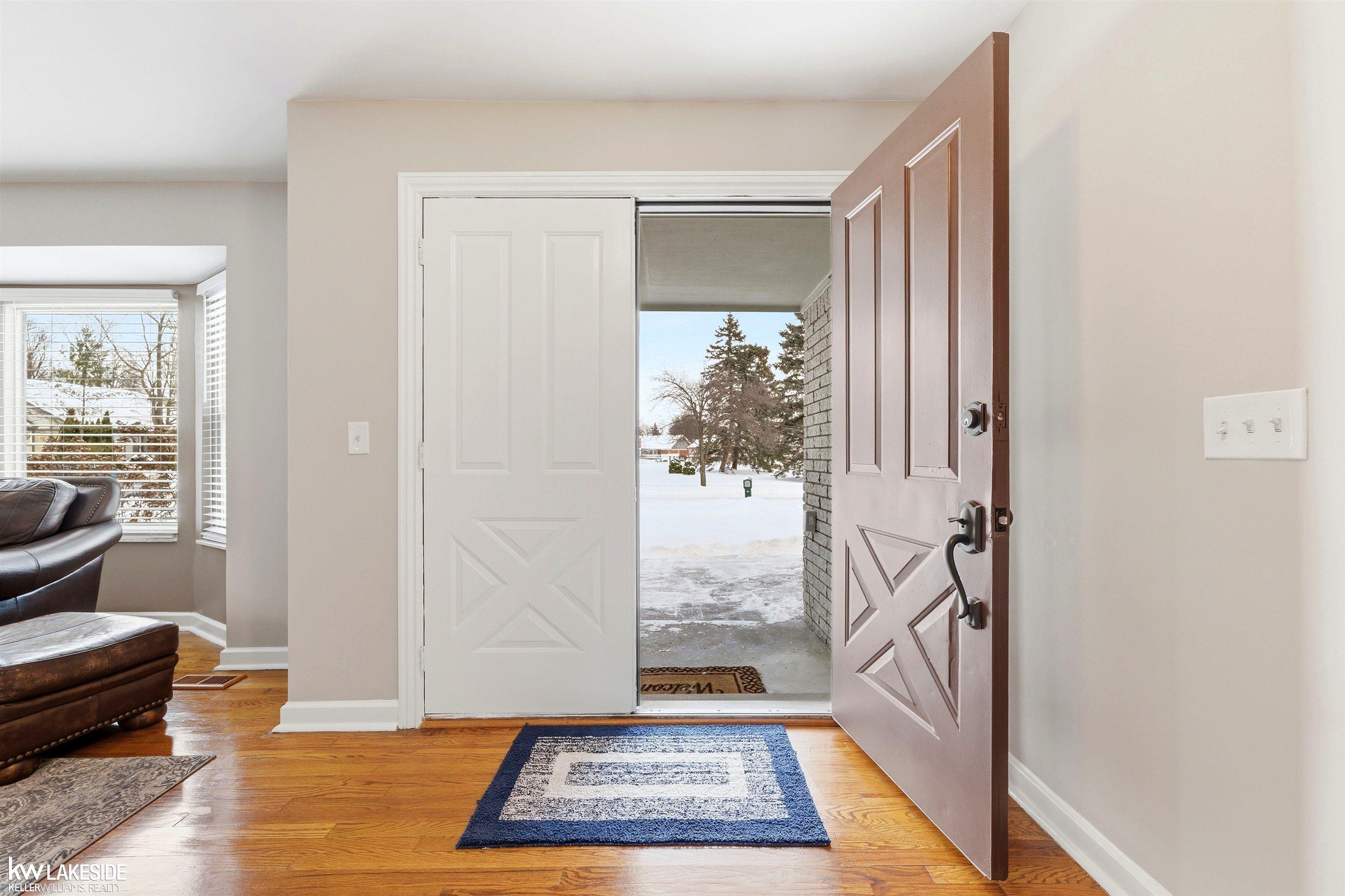 Sterling Heights, MI, 48413