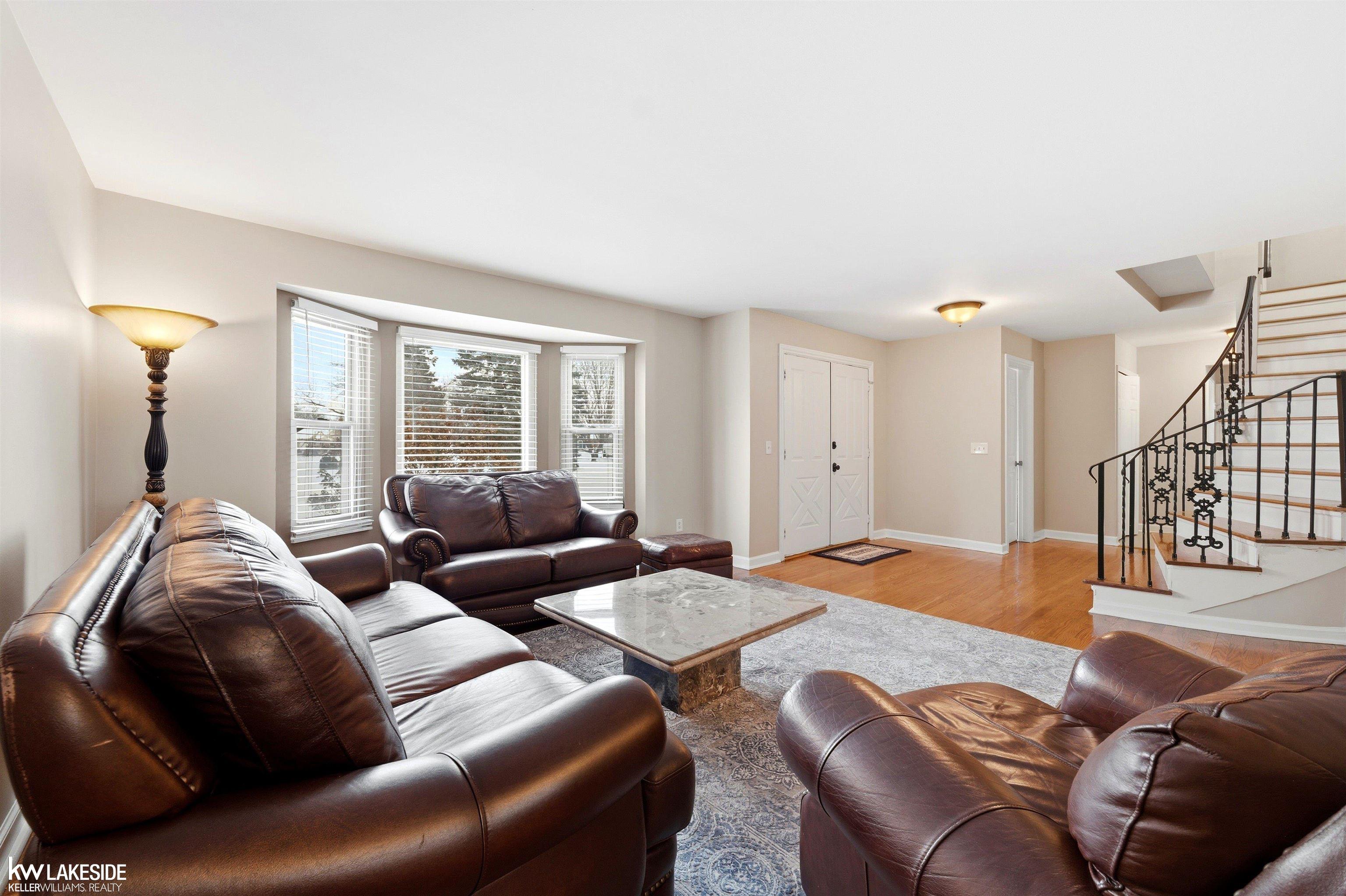 Sterling Heights, MI, 48413