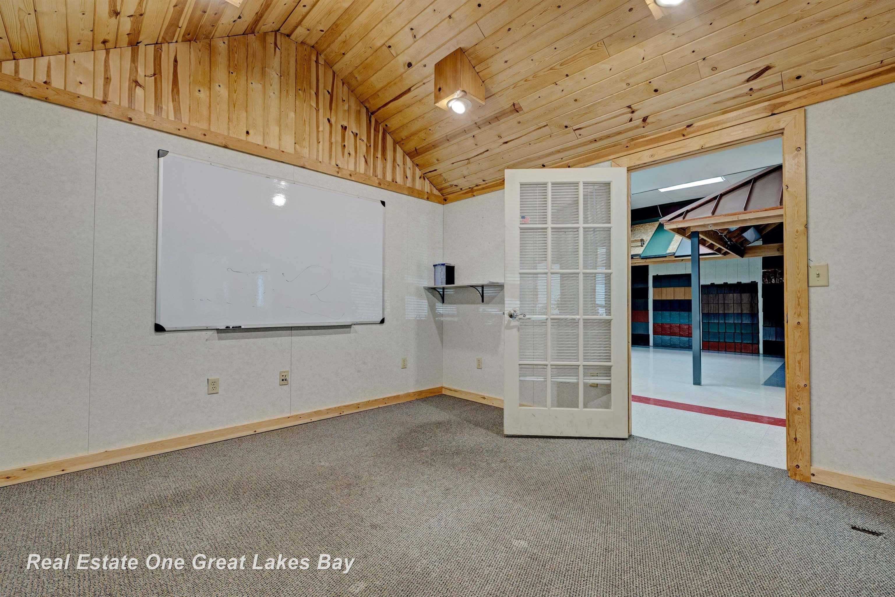 1875 Lansing Road, Charlotte, MI, 48813