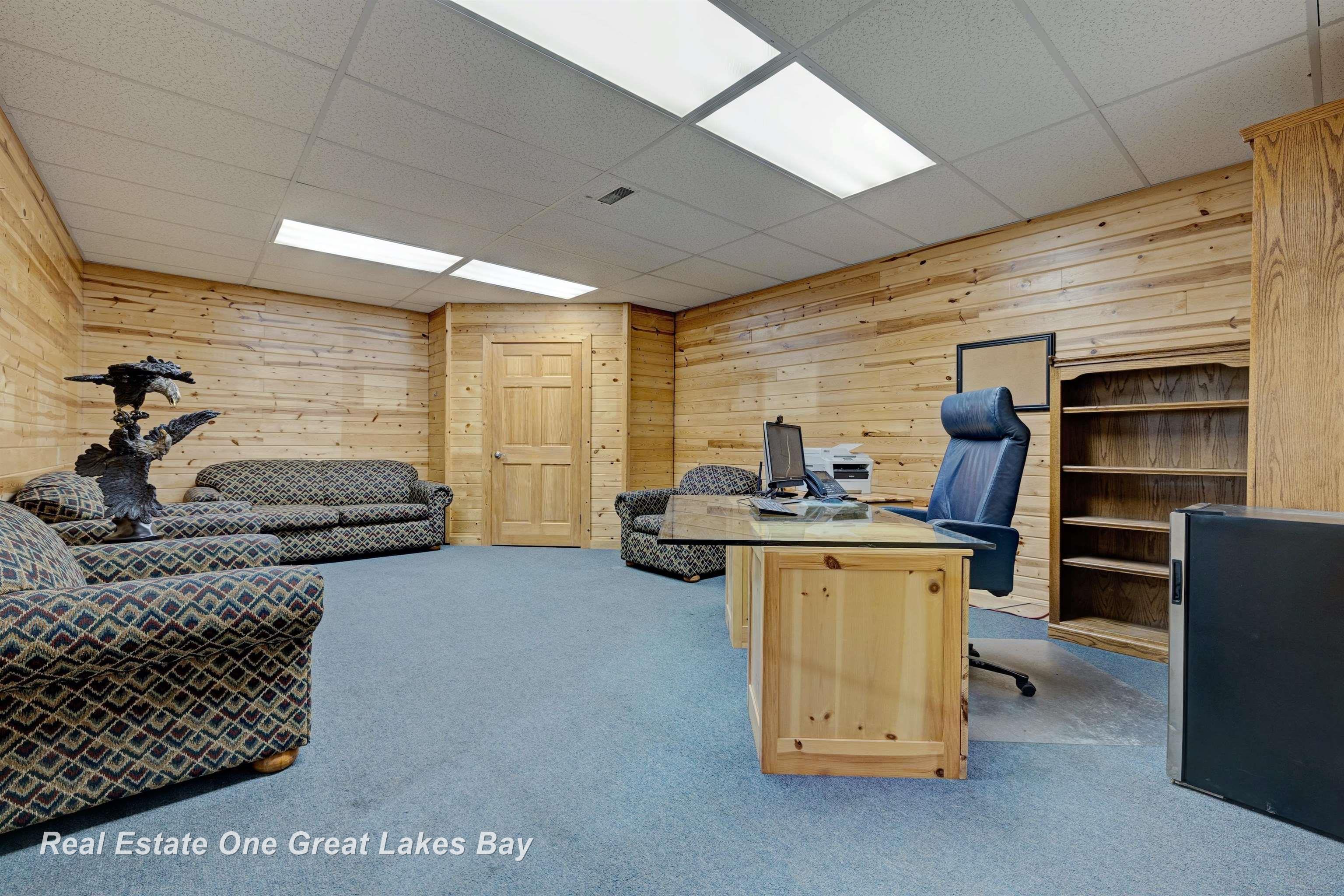 1875 Lansing Road, Charlotte, MI, 48813