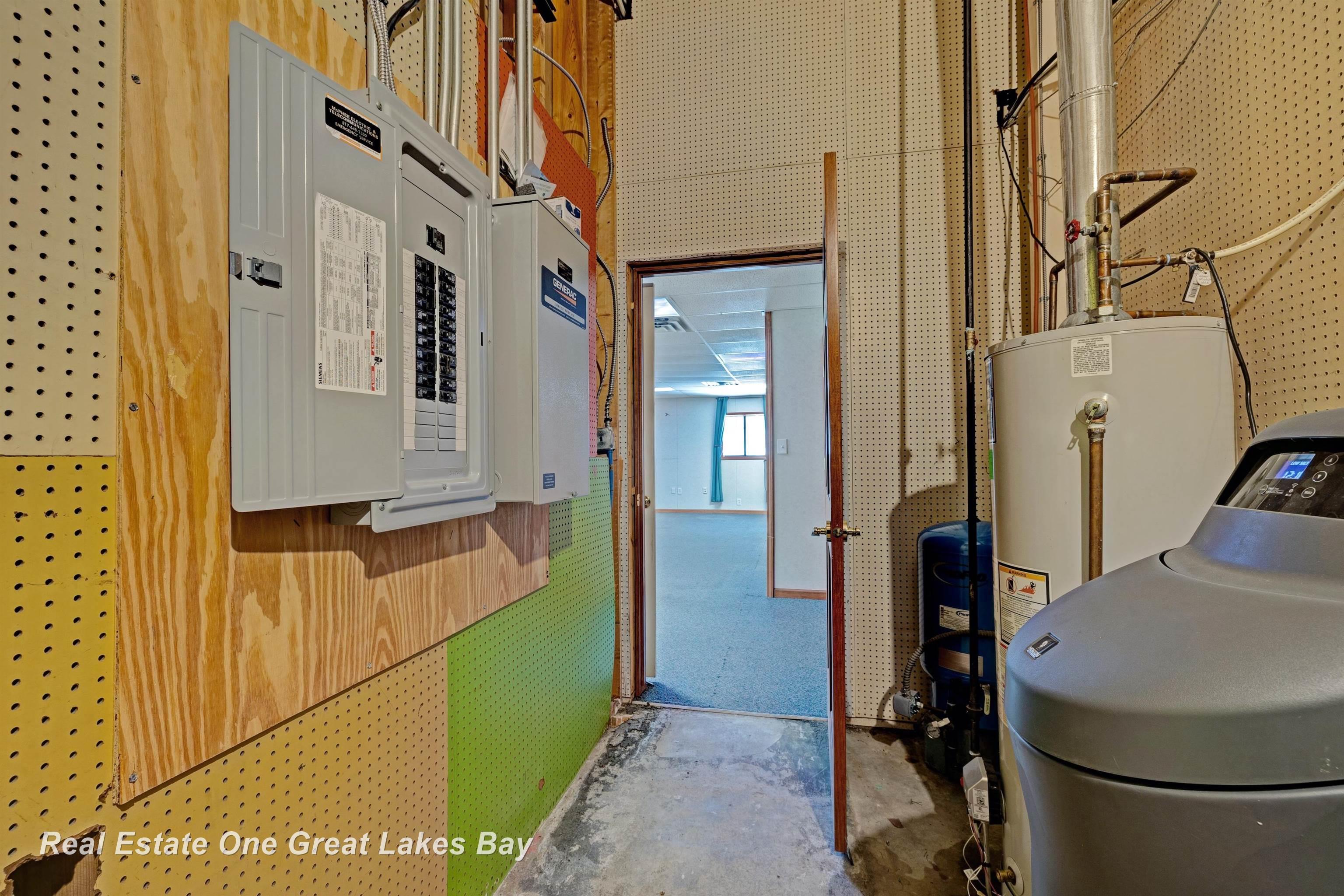 1875 Lansing Road, Charlotte, MI, 48813