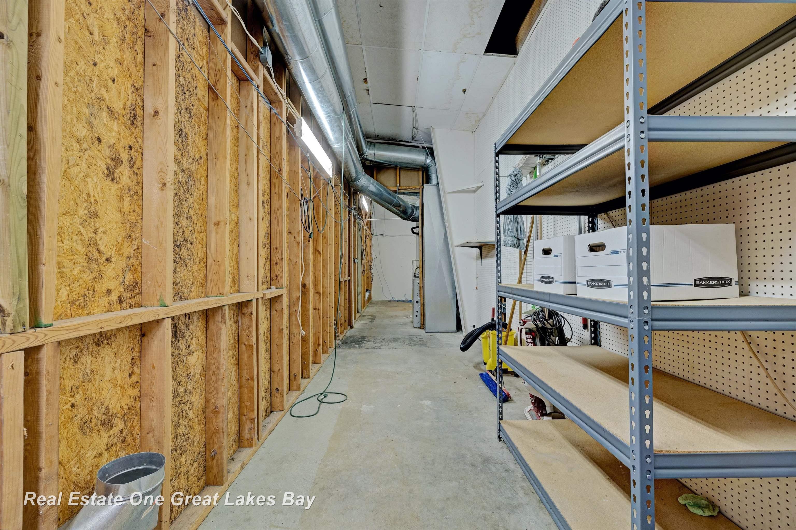 1875 Lansing Road, Charlotte, MI, 48813