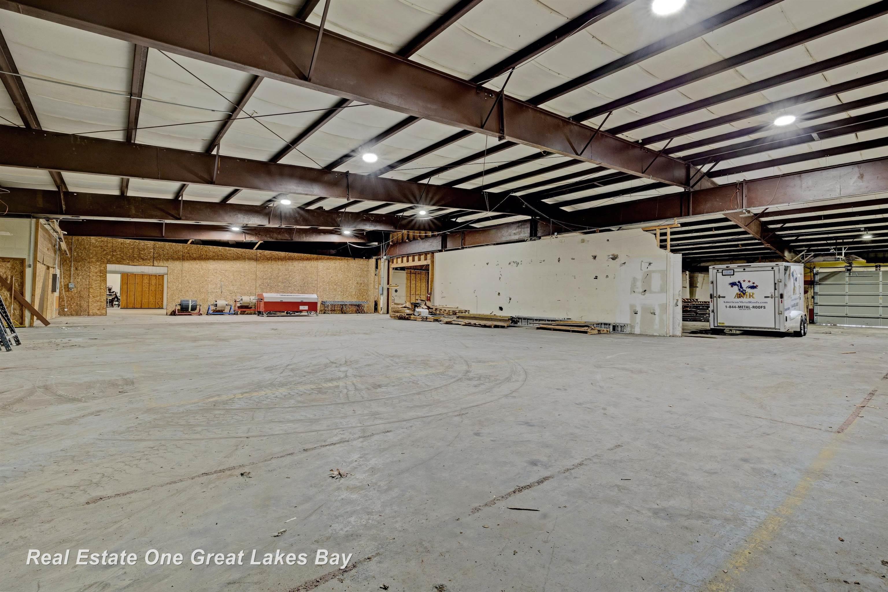 1875 Lansing Road, Charlotte, MI, 48813