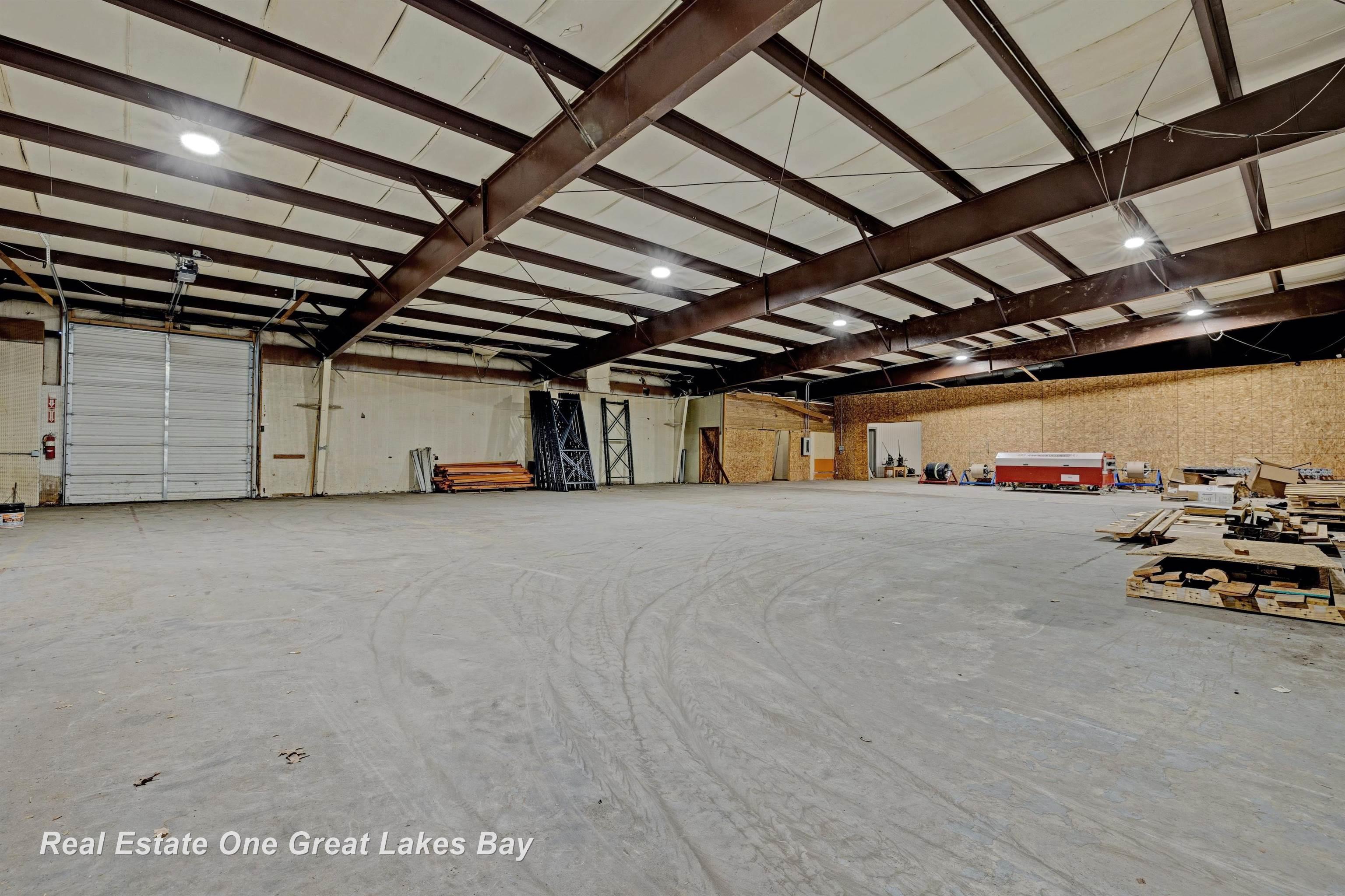 1875 Lansing Road, Charlotte, MI, 48813