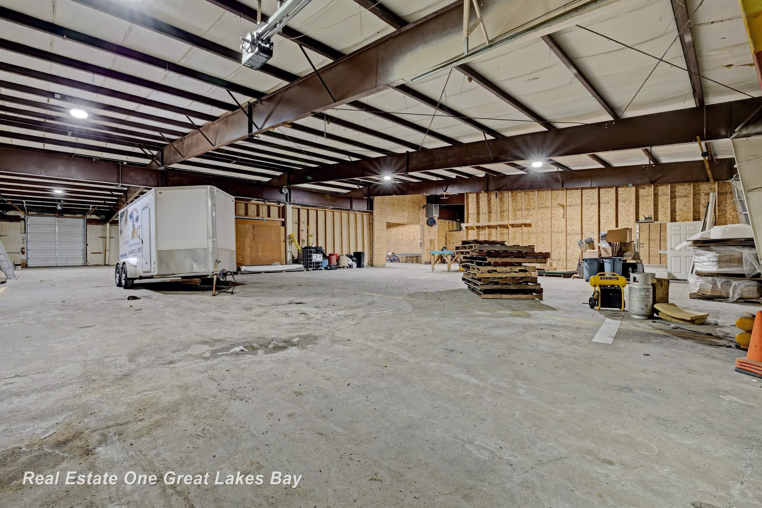 1875 Lansing Road, Charlotte, MI, 48813