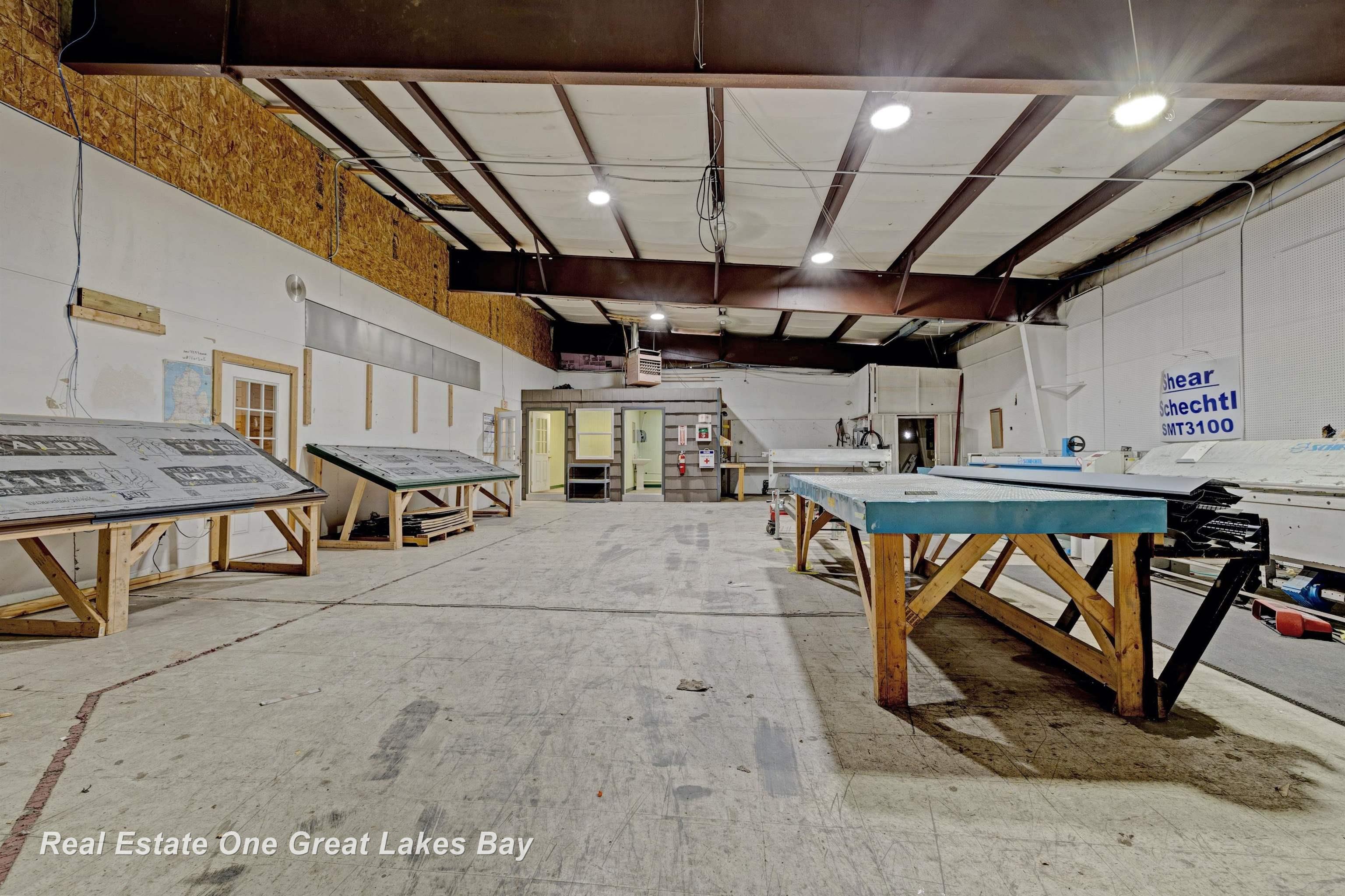 1875 Lansing Road, Charlotte, MI, 48813