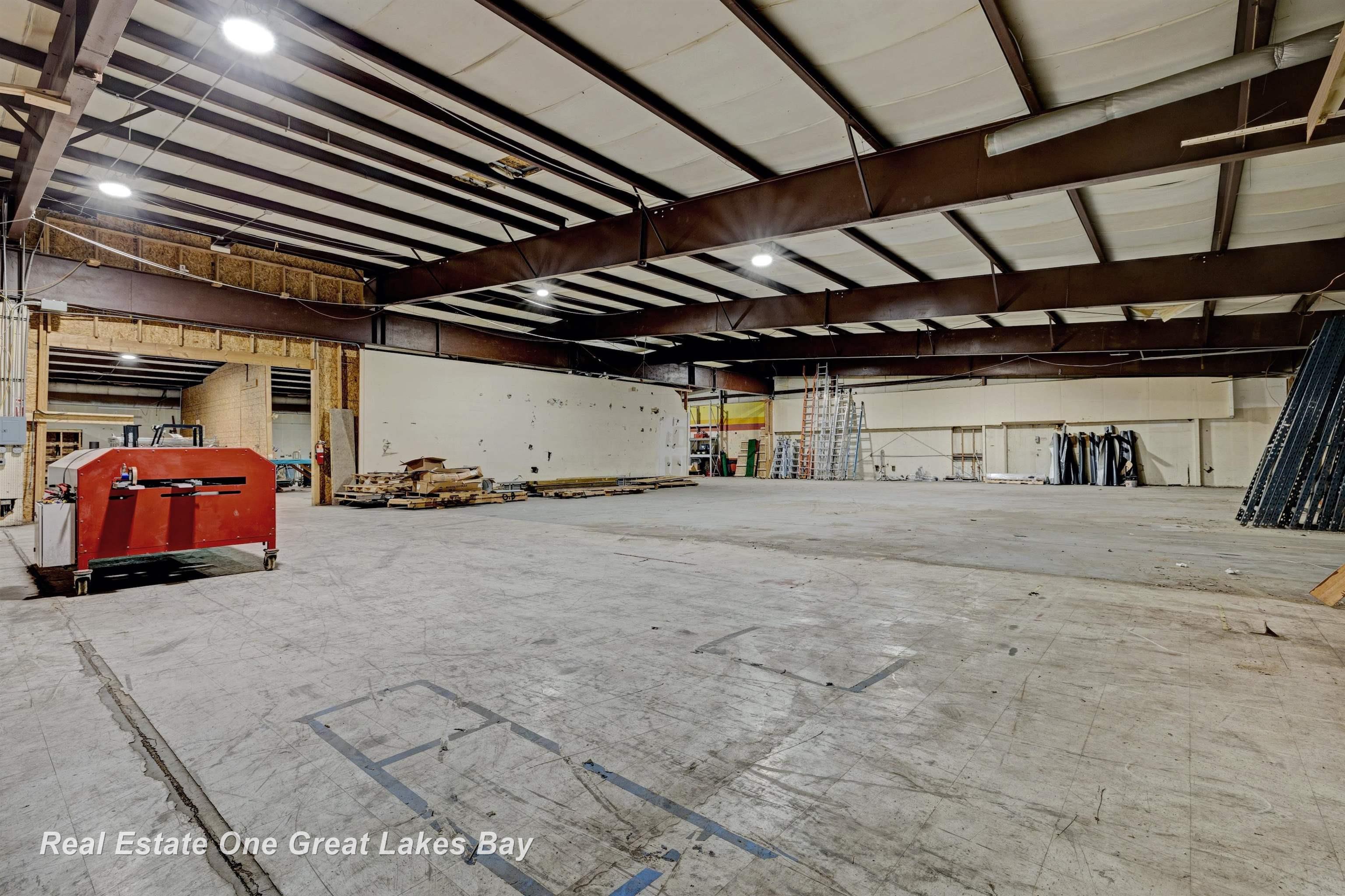 1875 Lansing Road, Charlotte, MI, 48813