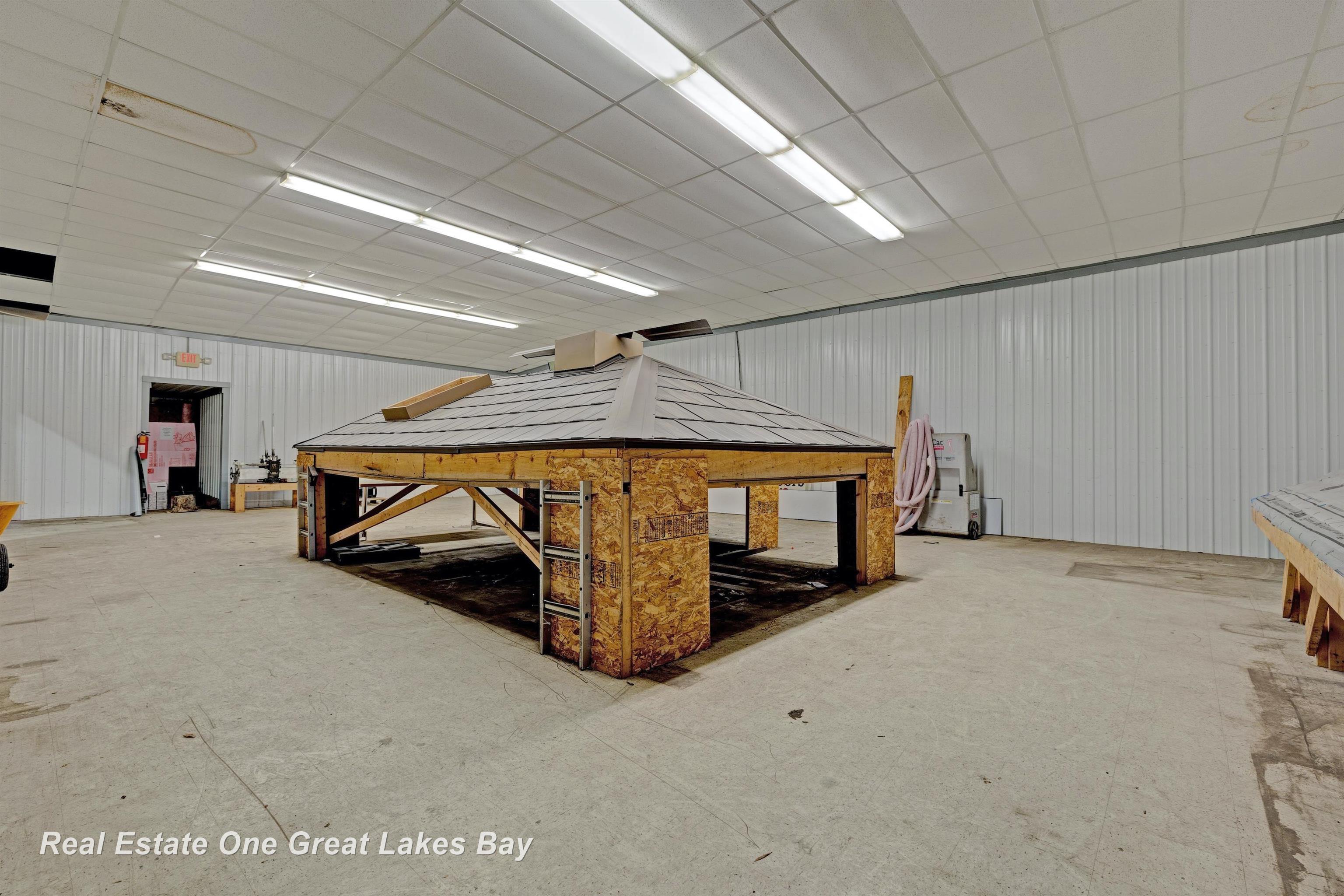 1875 Lansing Road, Charlotte, MI, 48813