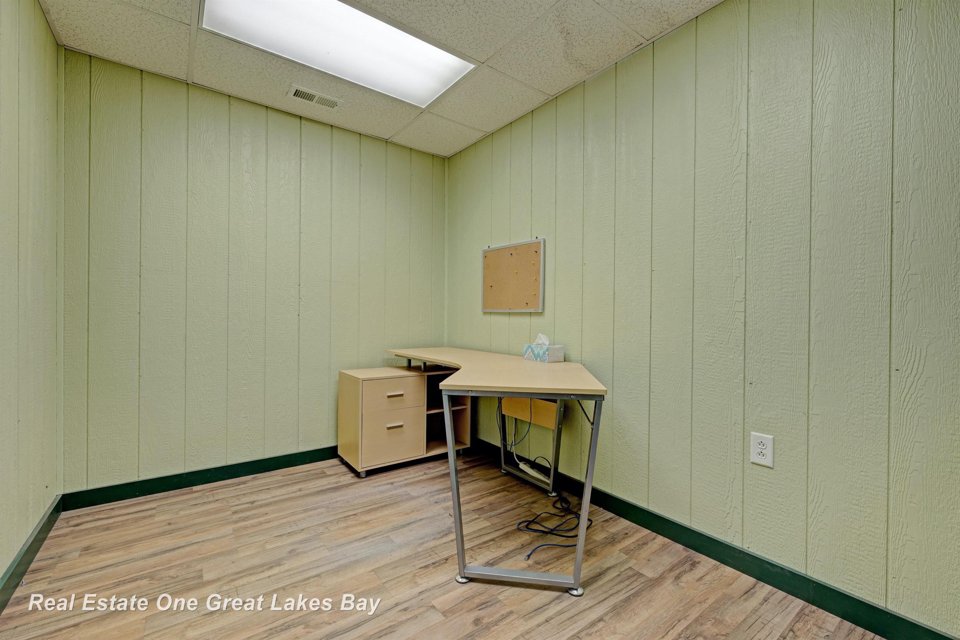 1875 Lansing Road, Charlotte, MI, 48813