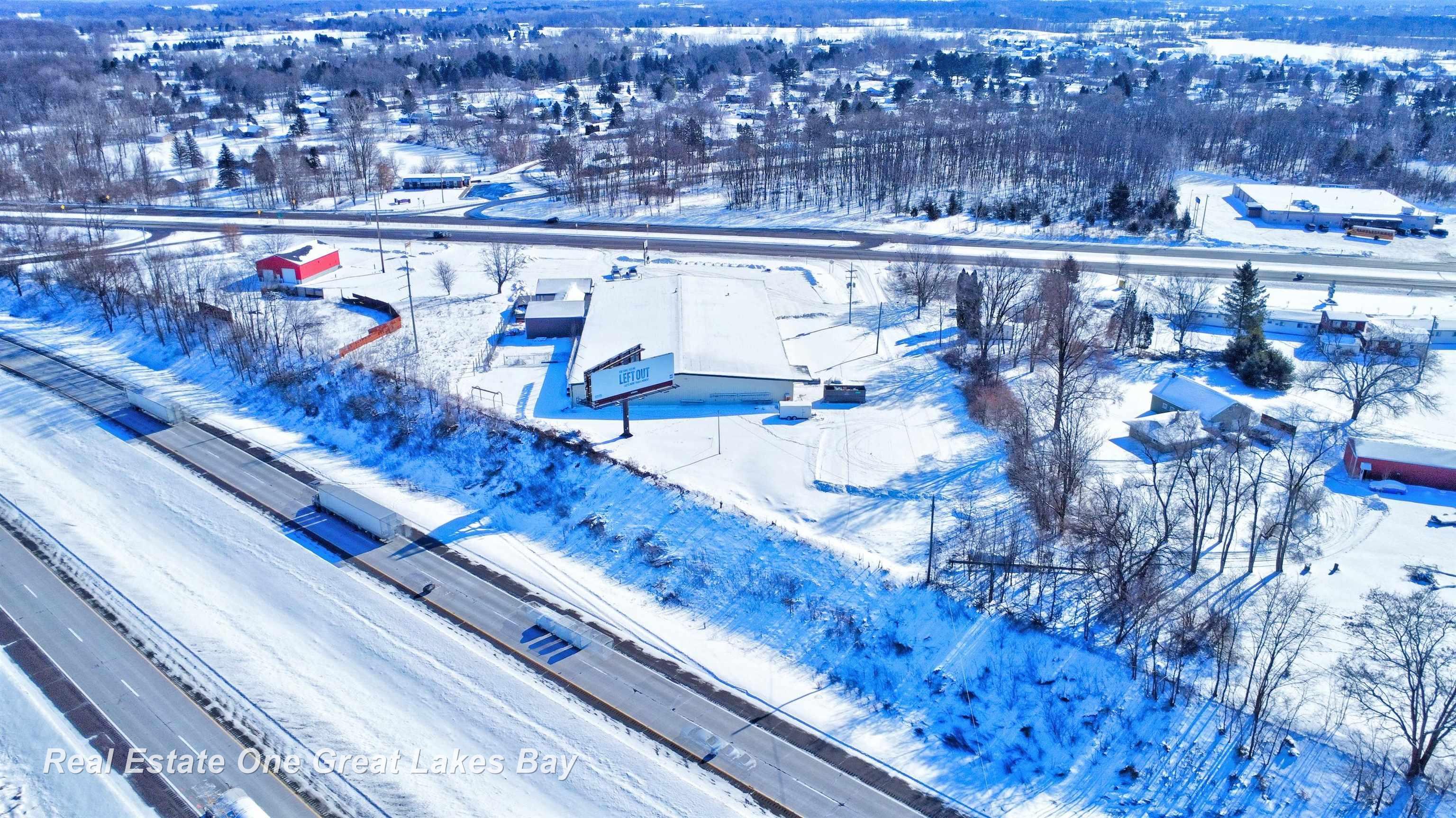 1875 Lansing Road, Charlotte, MI, 48813