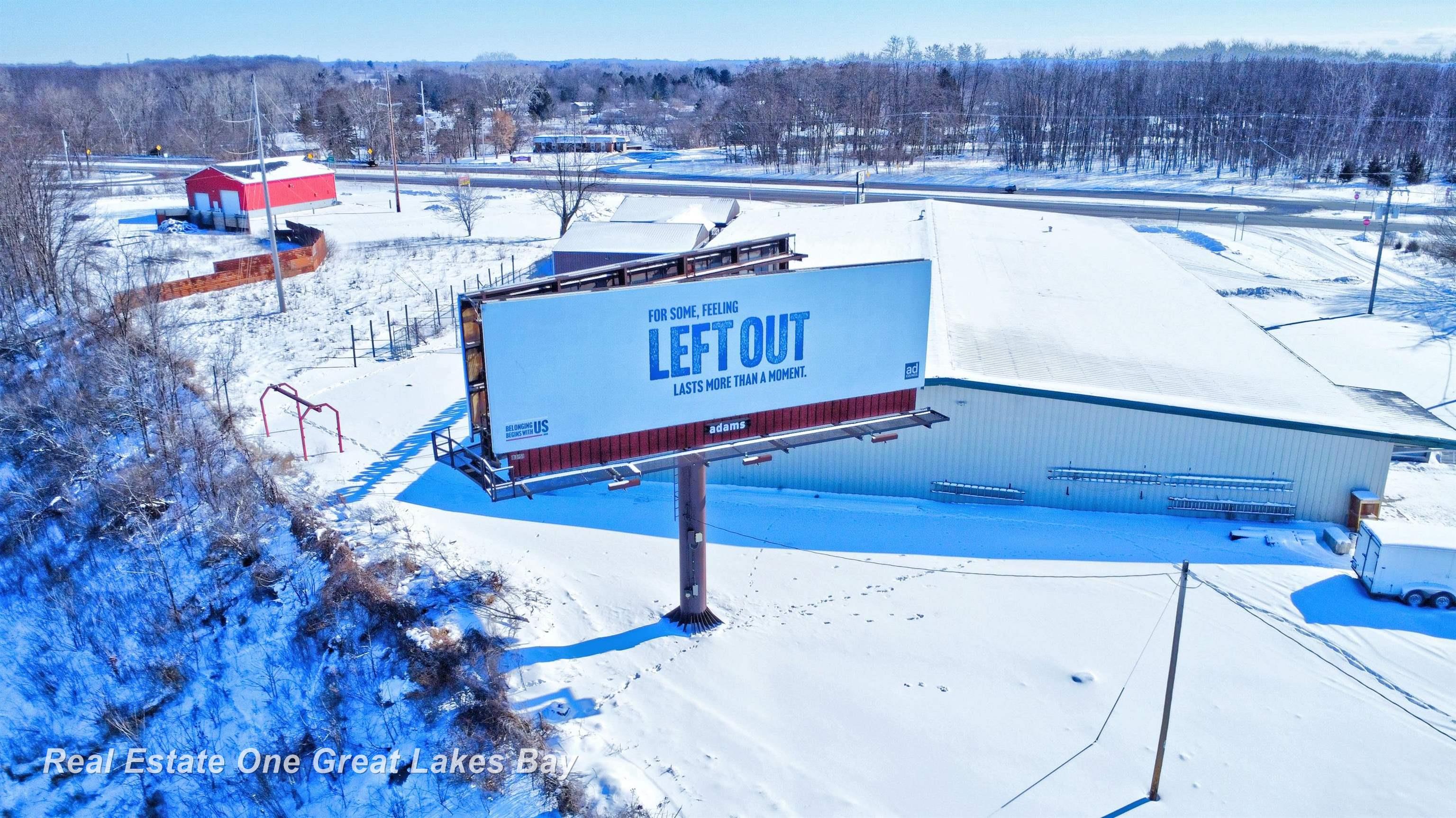 1875 Lansing Road, Charlotte, MI, 48813