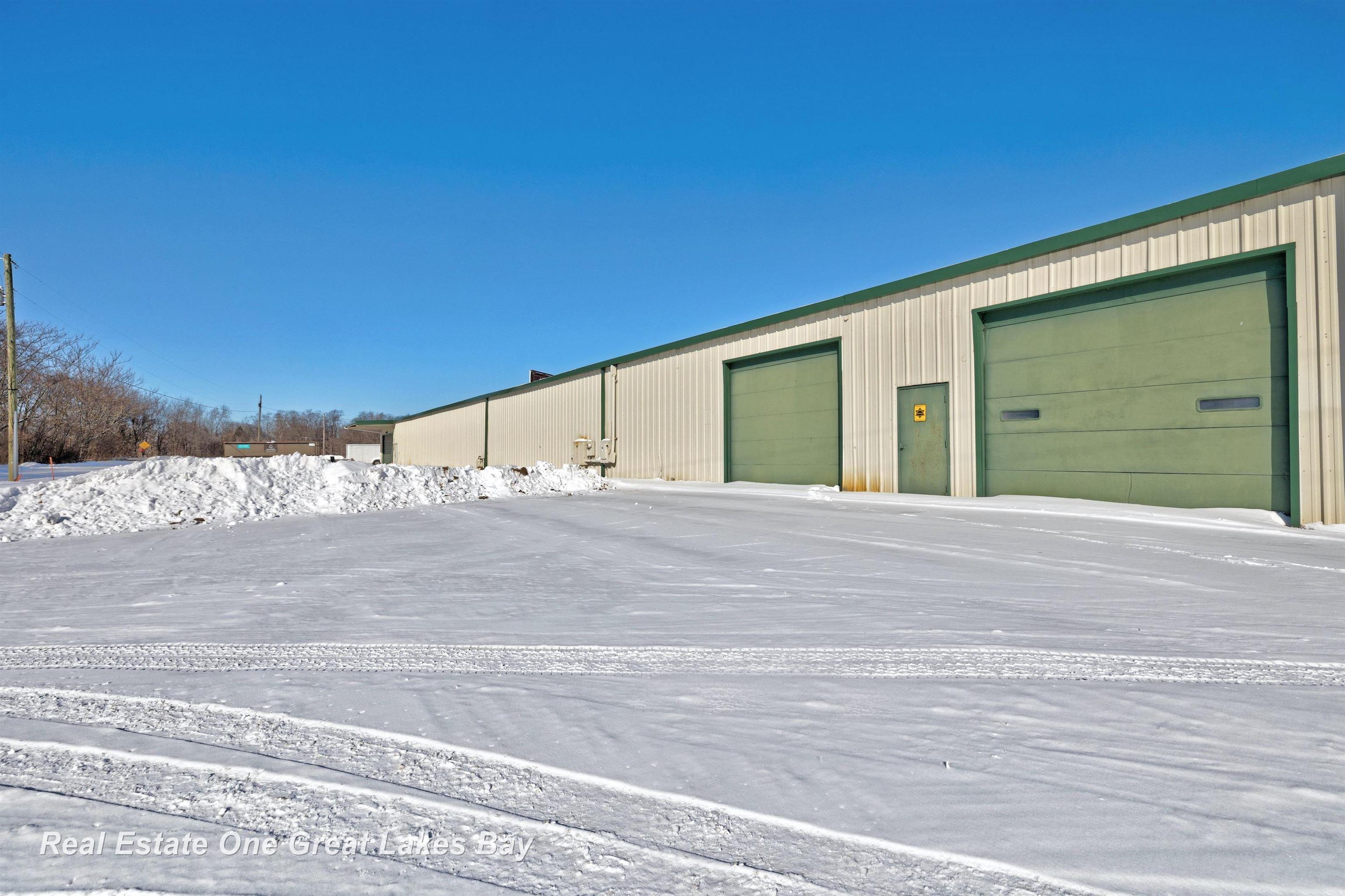 1875 Lansing Road, Charlotte, MI, 48813