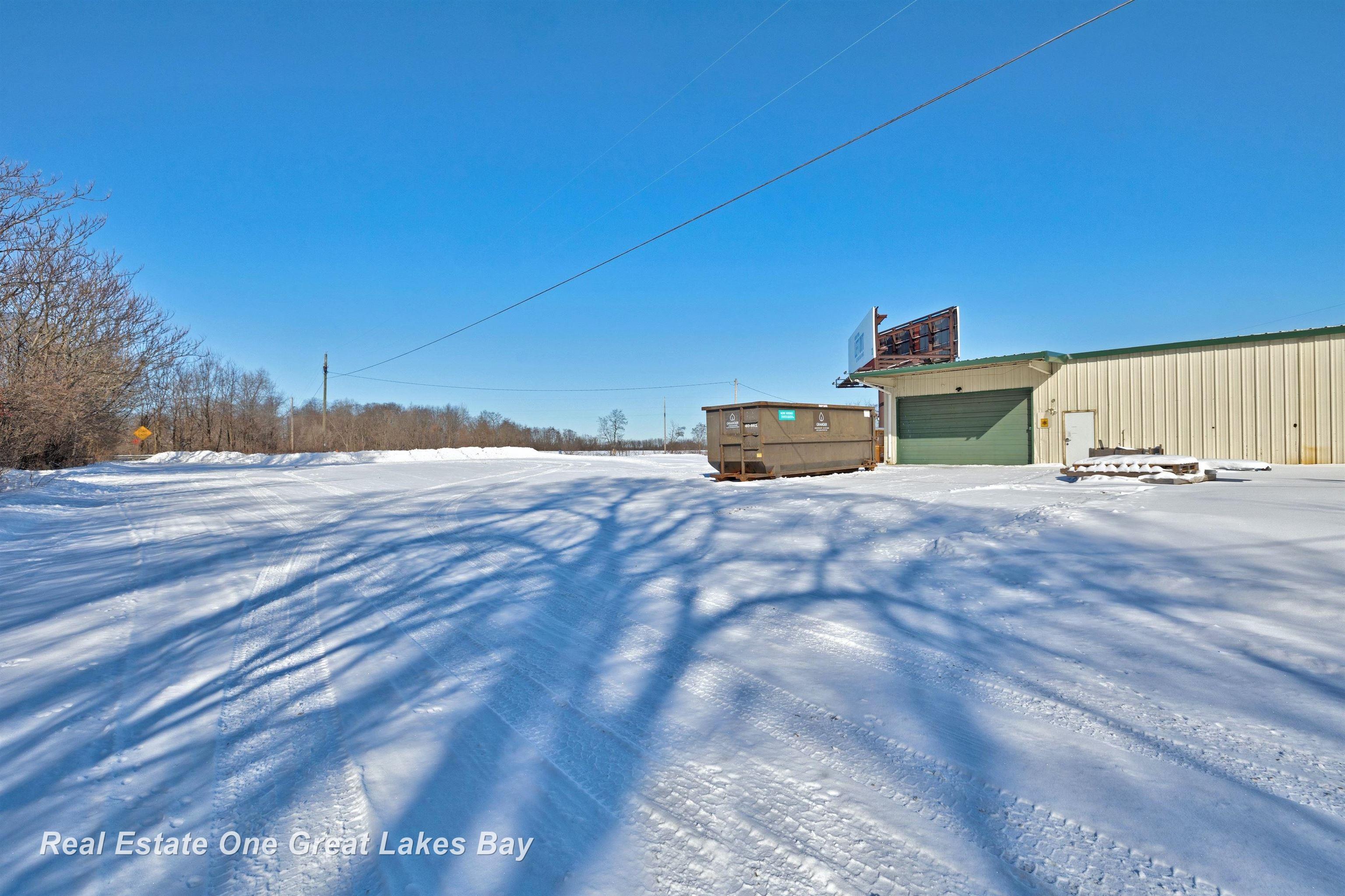 1875 Lansing Road, Charlotte, MI, 48813