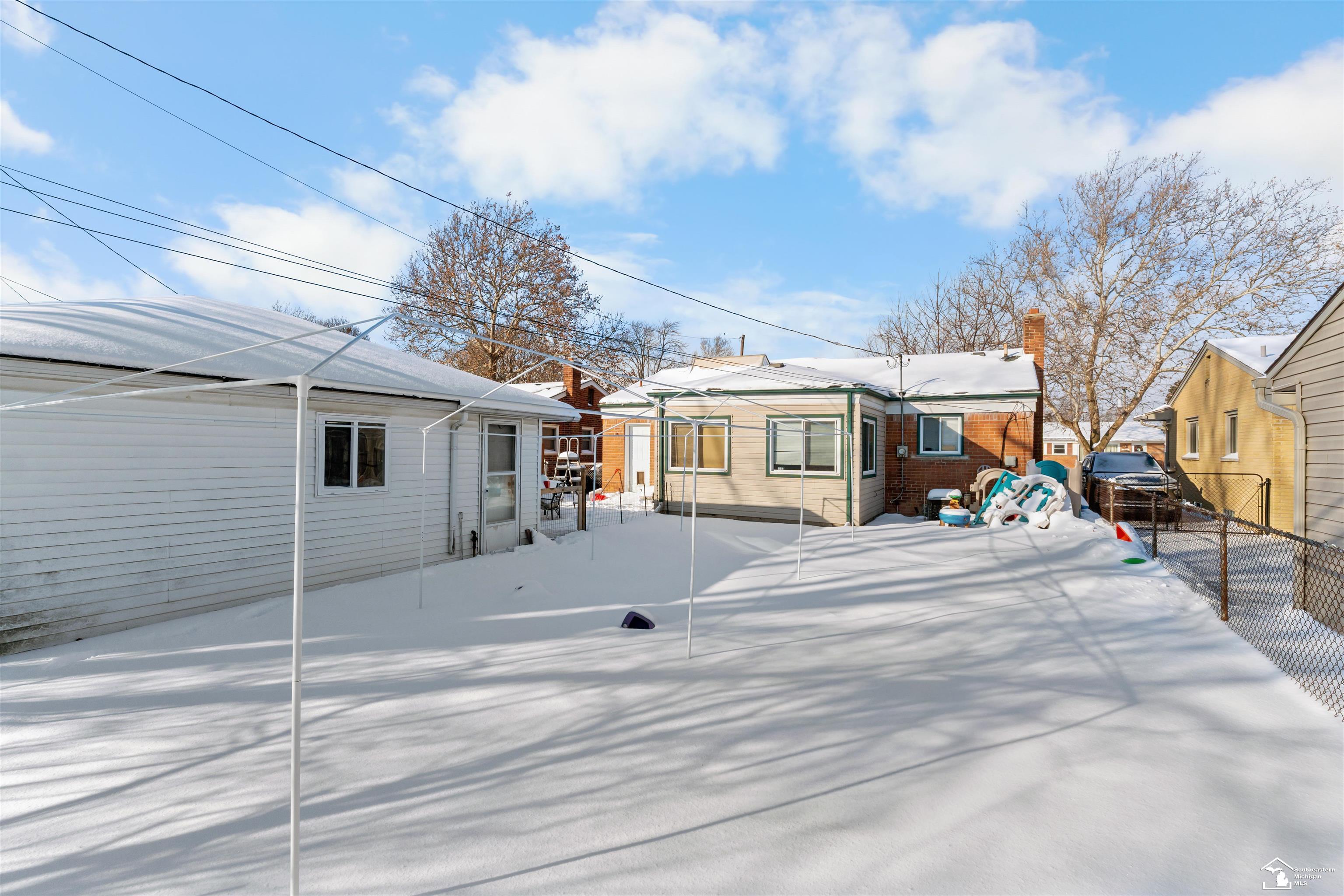 22137 Haskell Street, Taylor, MI, 48180