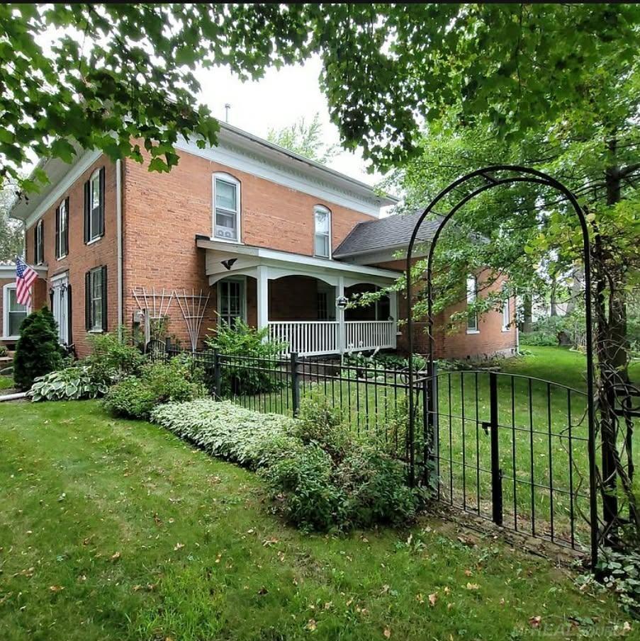 Homes for sale in Lexington Village Sanilac, MI | 7127 Lake St, Lexington Village Sanilac, MI 48450 | MLS# 58050198602