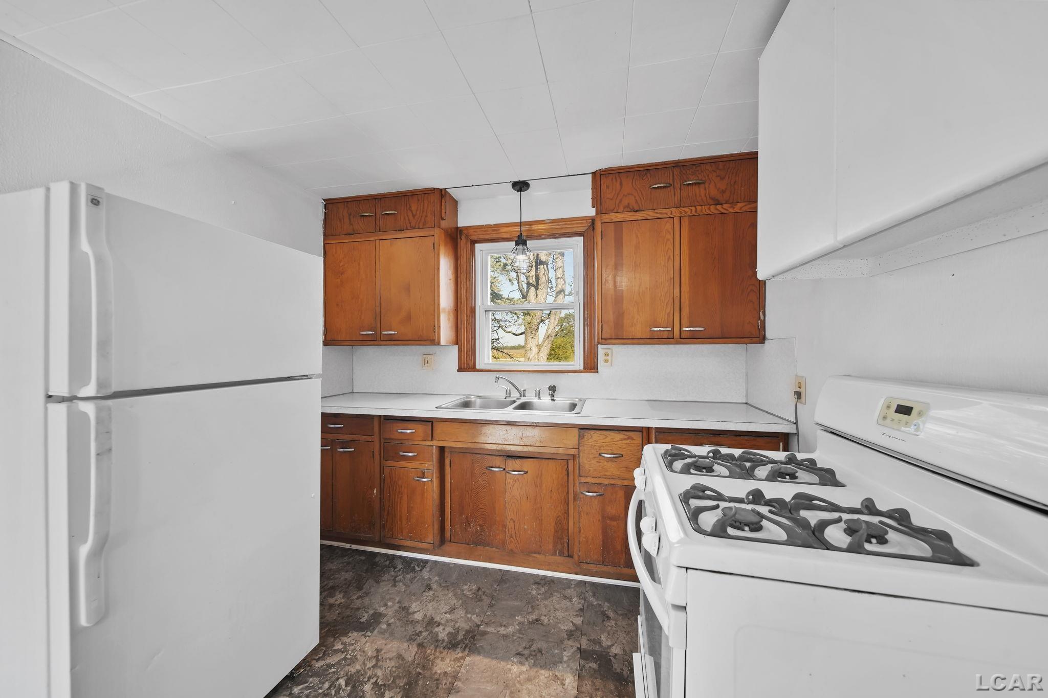 11057 Arnold Highway, Jasper, MI, 49248