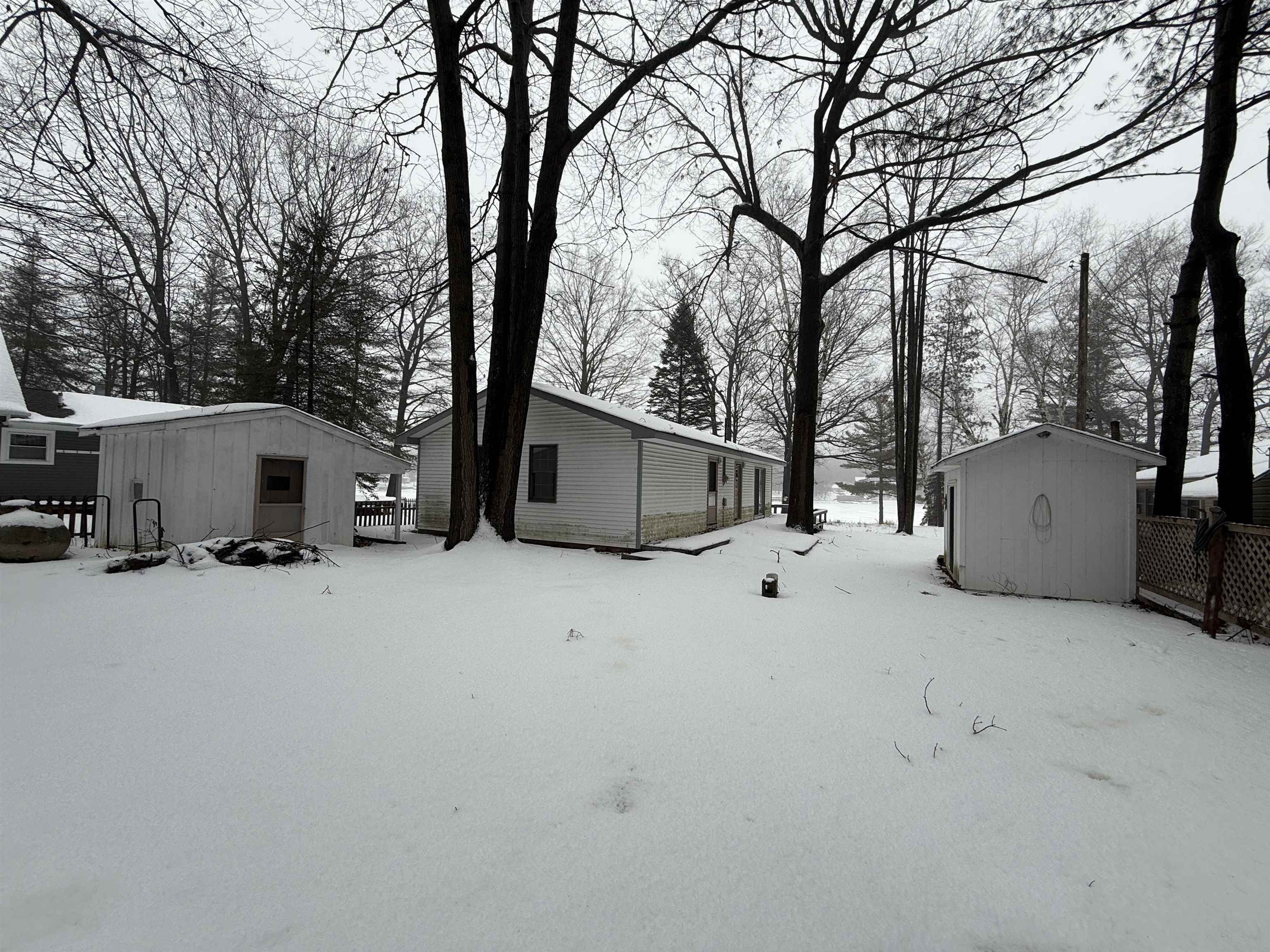 3404 W River Drive photo 2